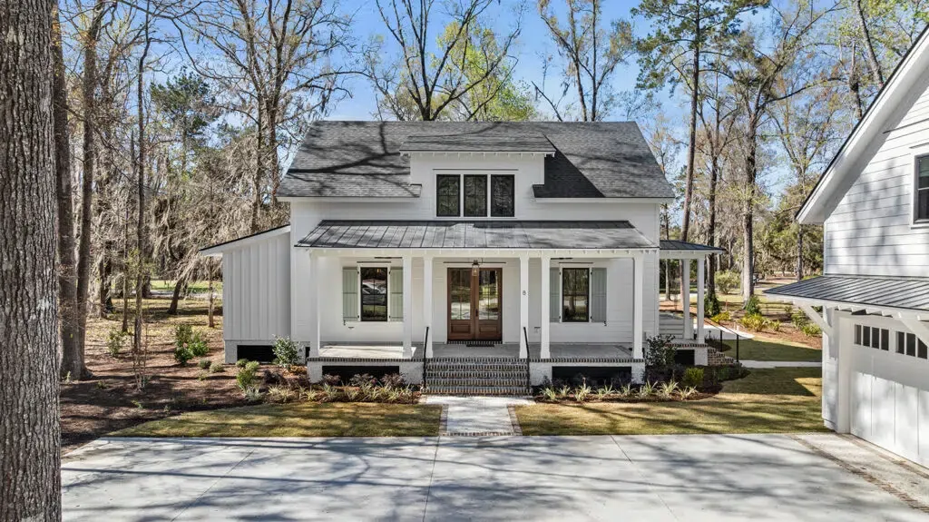 Front Light Building Company,29936