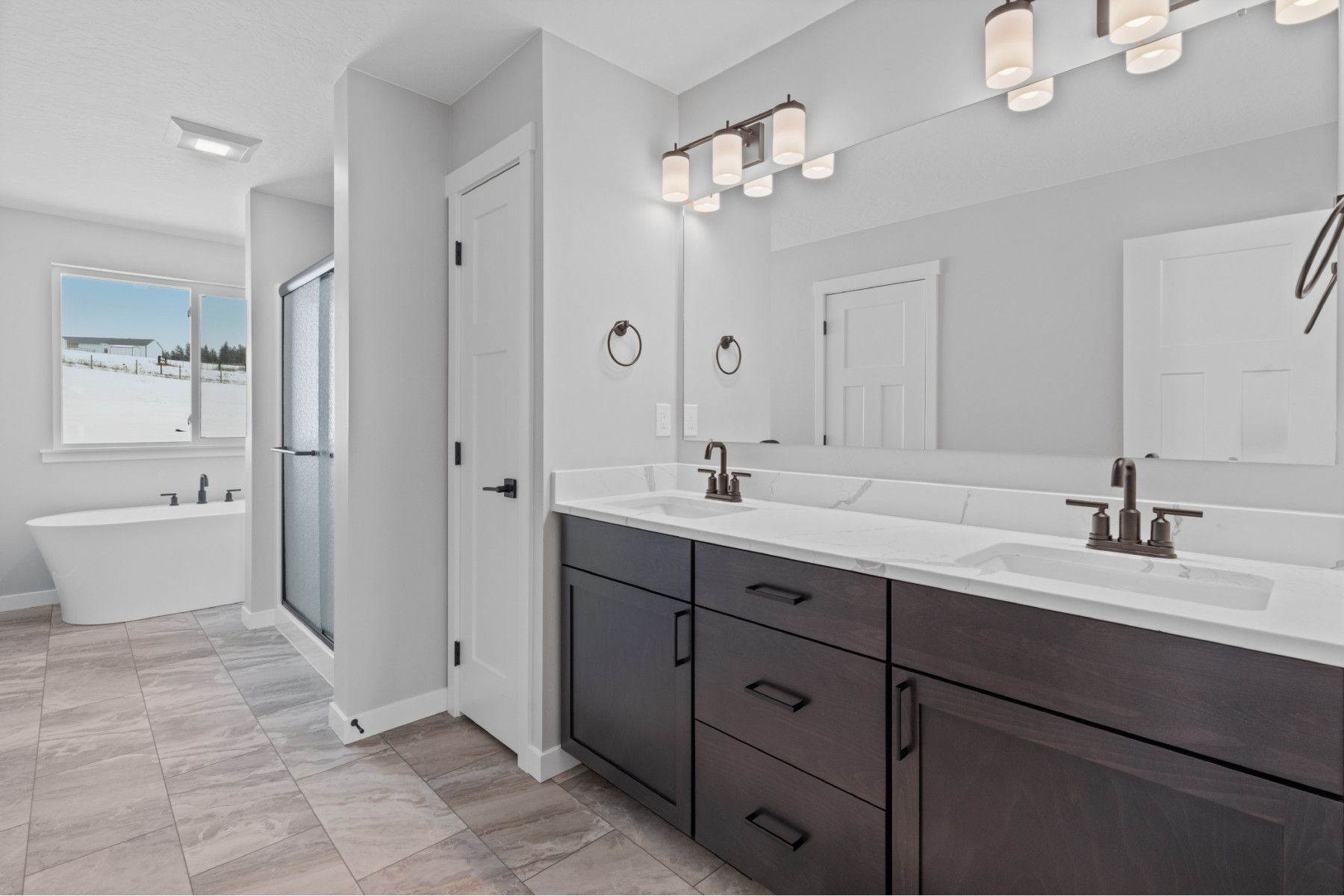 Lexar Homes,98901