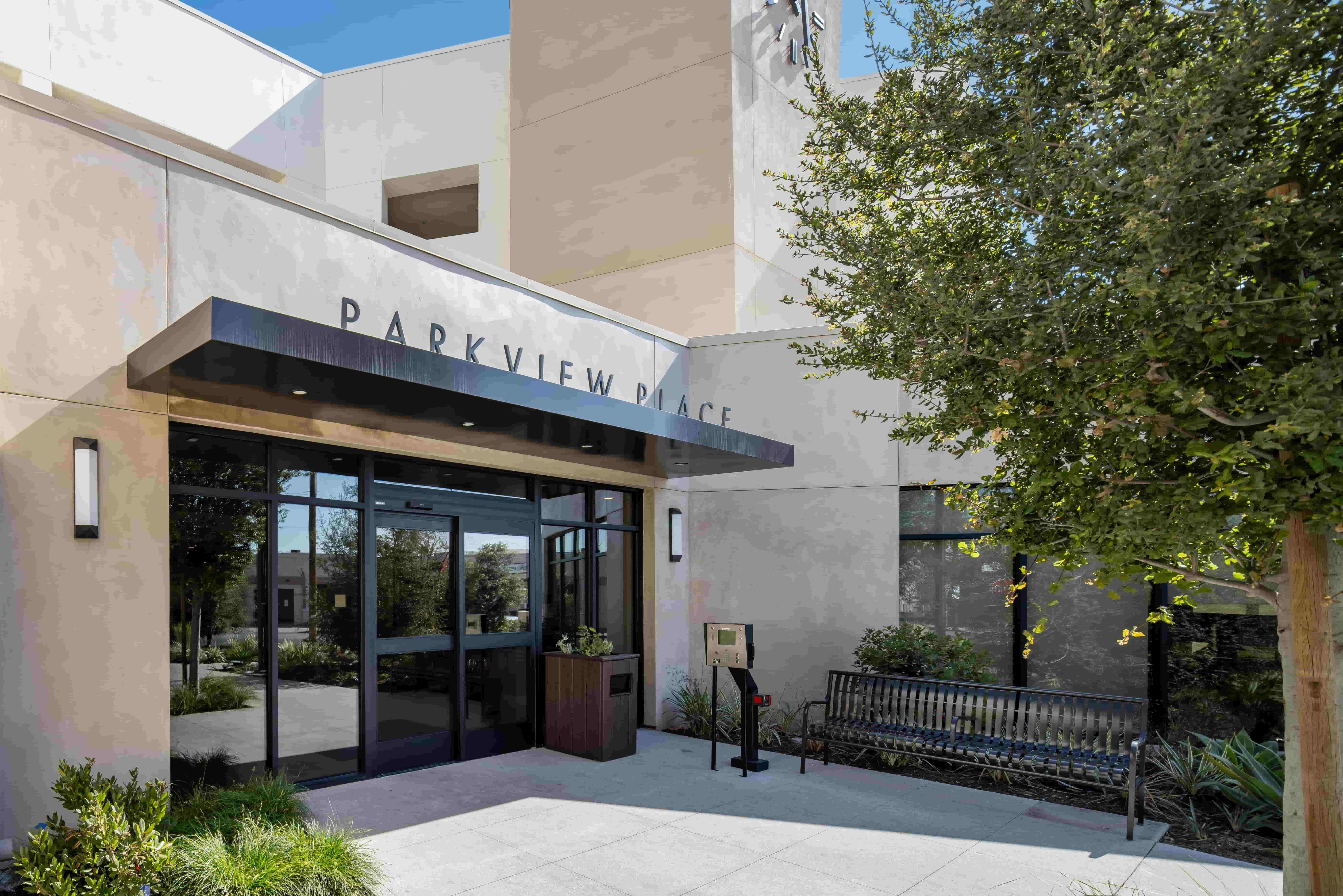 Parkview Place,90011