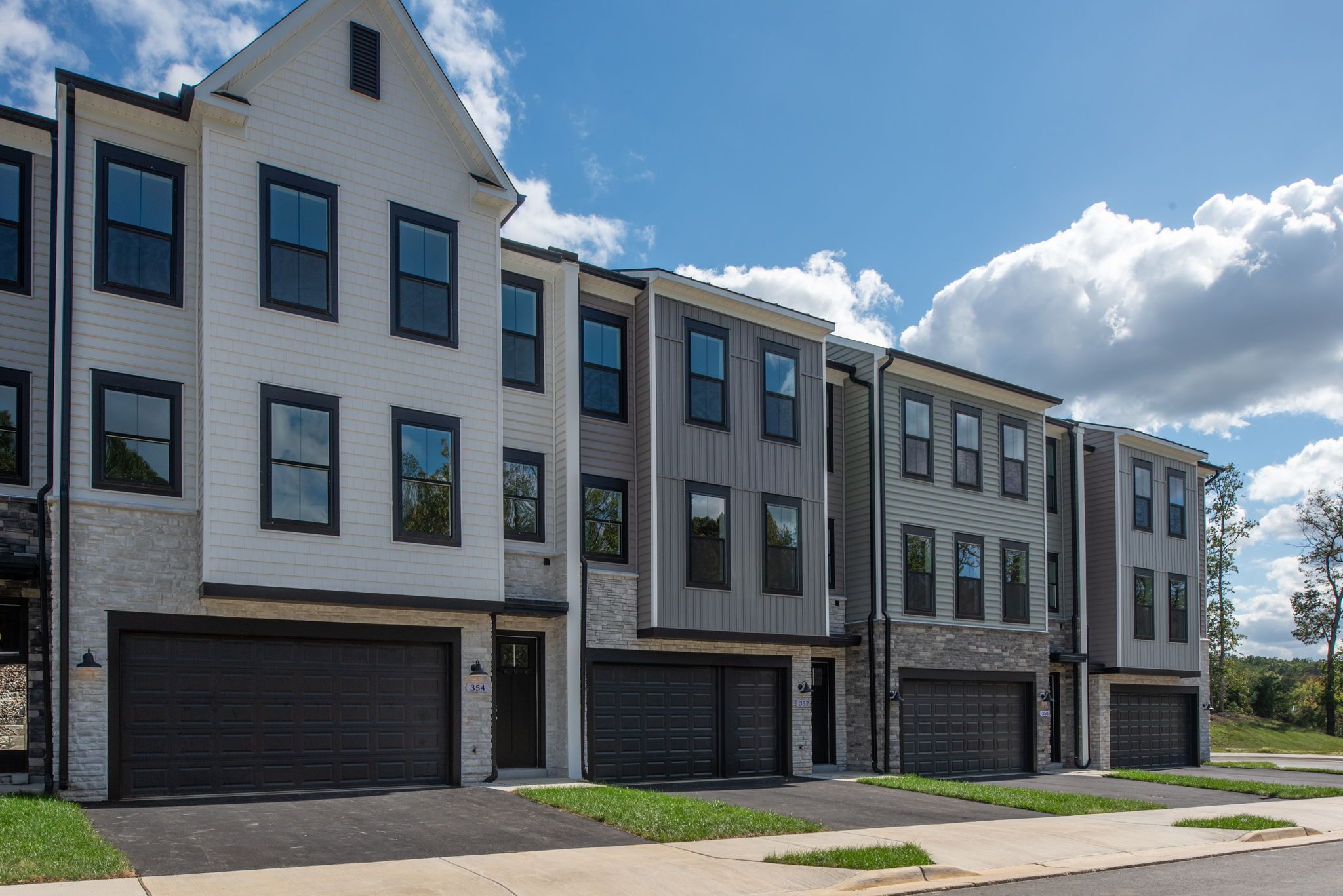 Kinsley Estates,22556