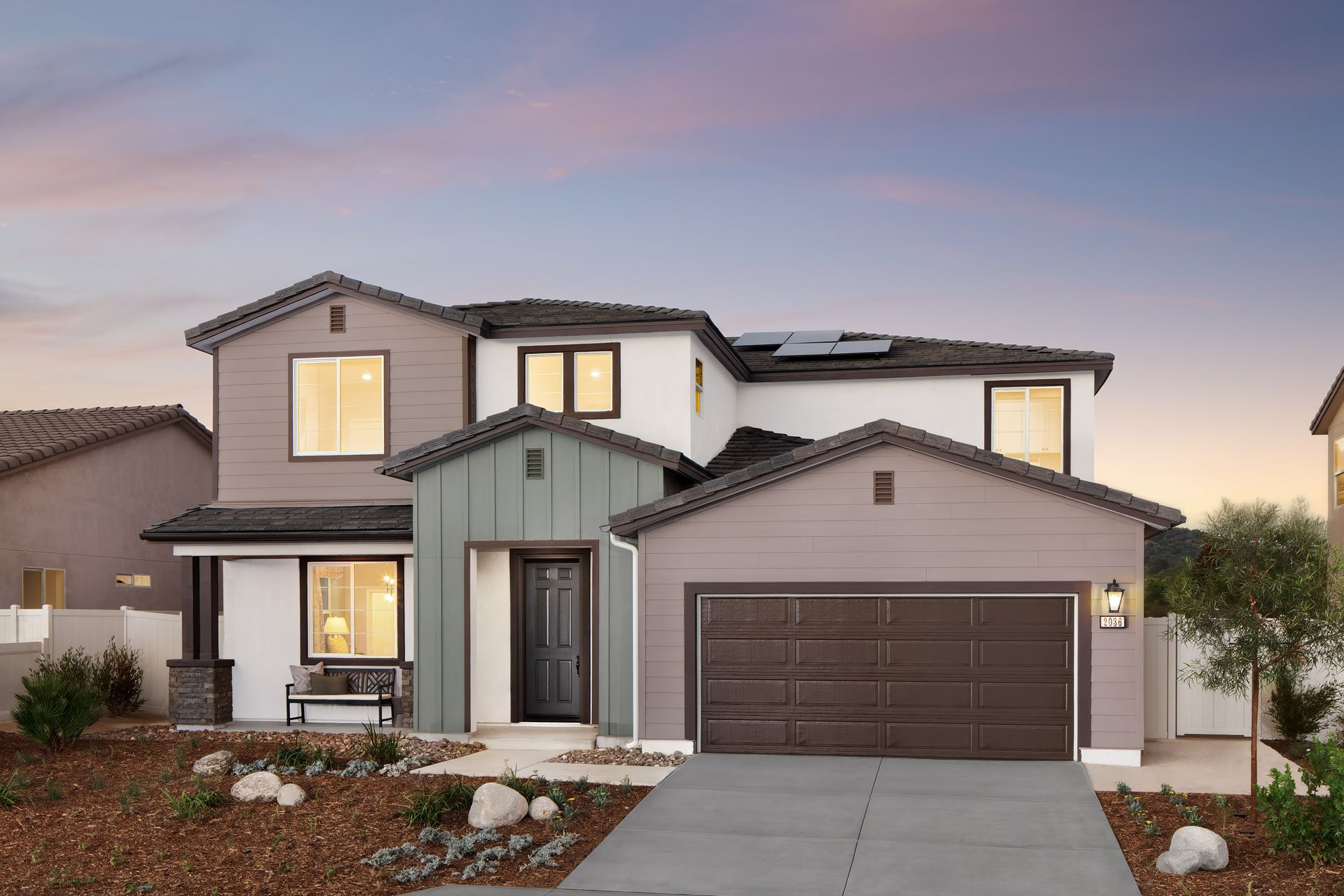 Exterior:Arts & Crafts