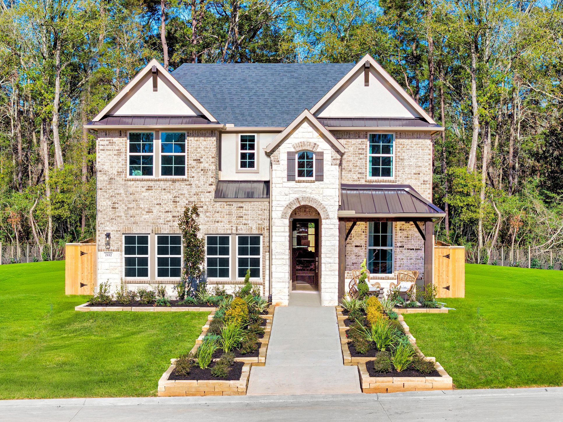 Madeley Creek Meridian French Country L Exterior