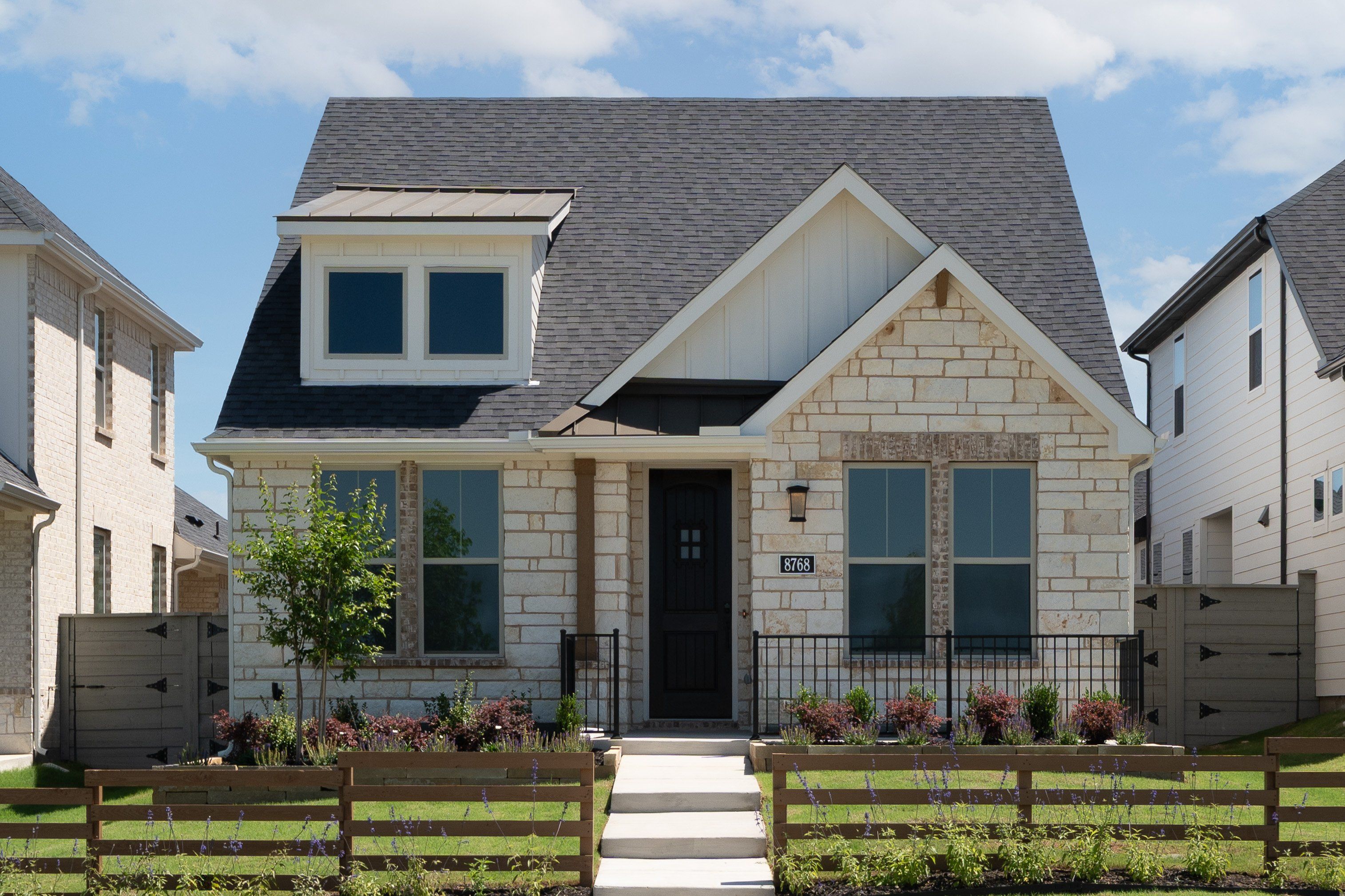 Exterior:M