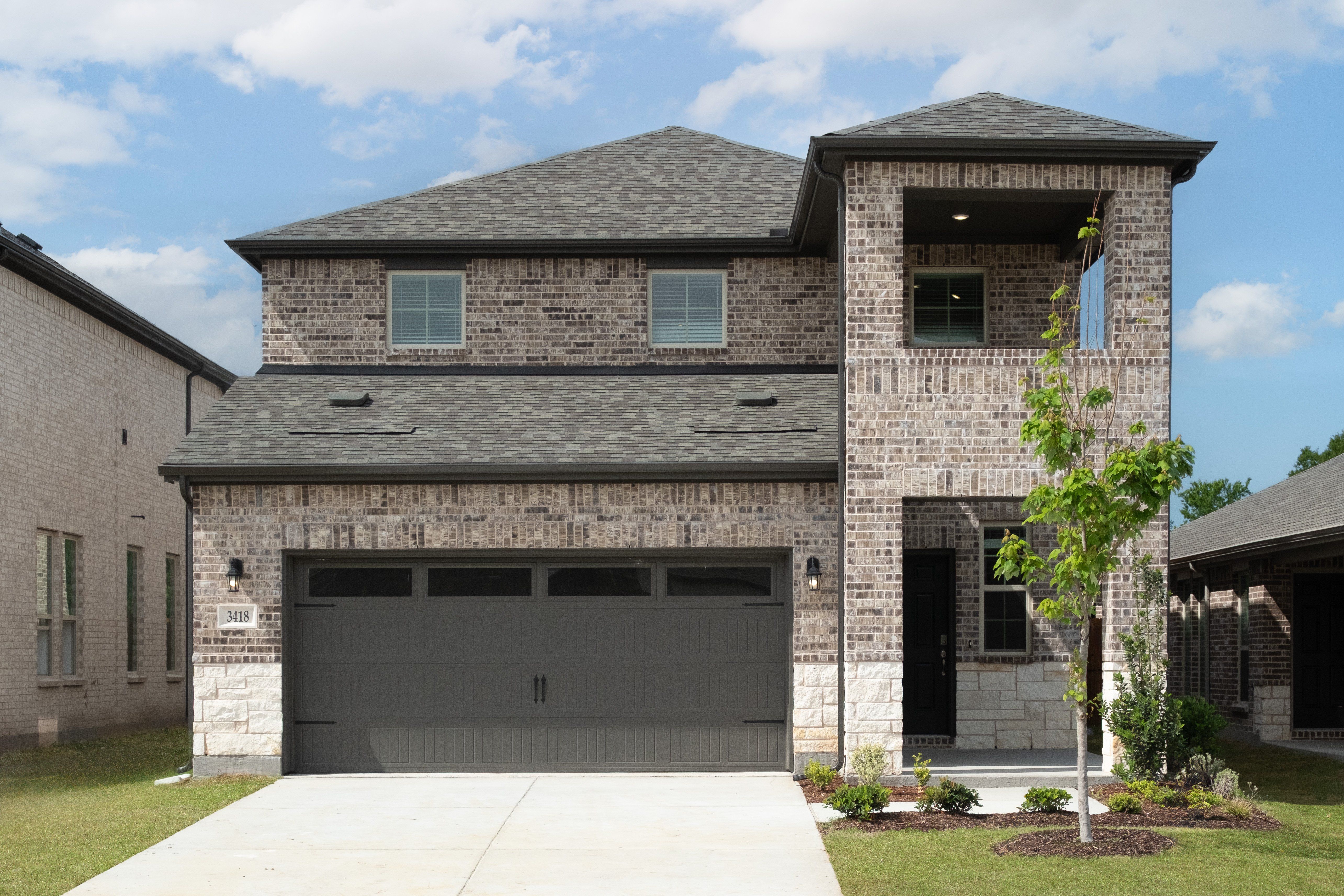 Exterior:W