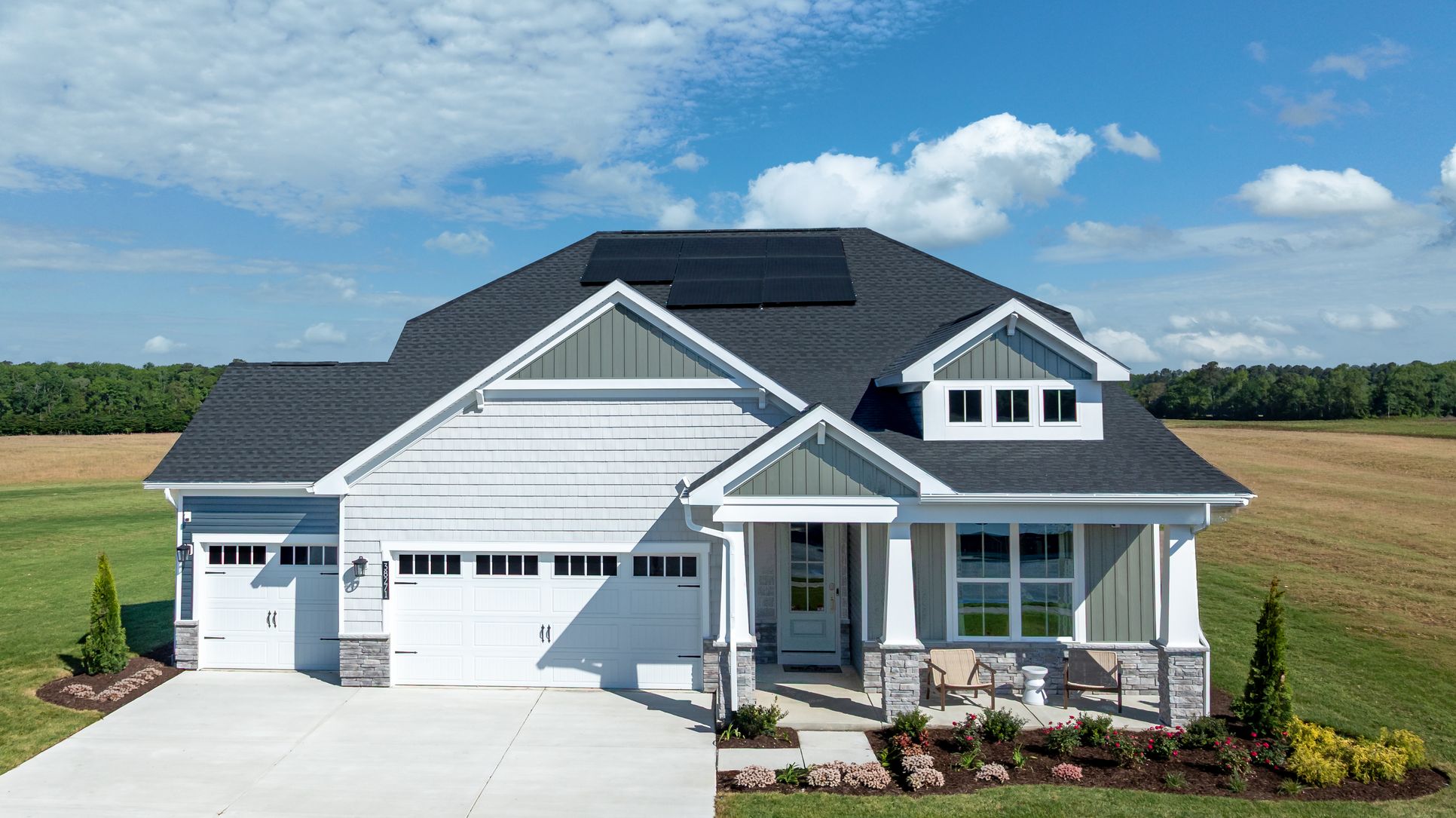 Exterior:Arts & Crafts
