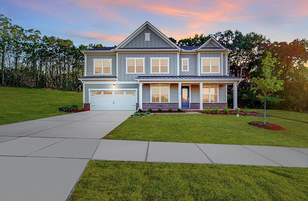 Mitchell Traditional L Exterior