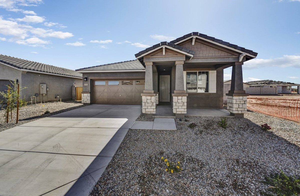 Exterior:Arts & Crafts L Elevation