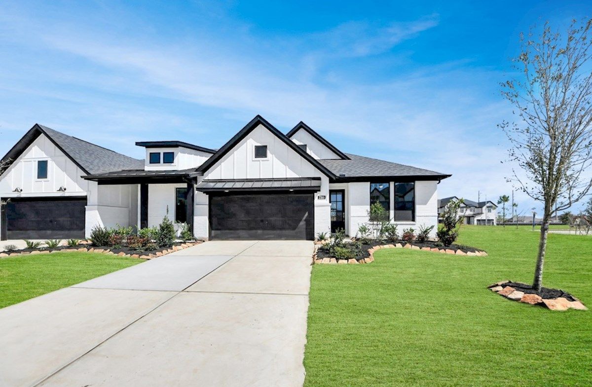 Exterior:Farmhouse L Elevation