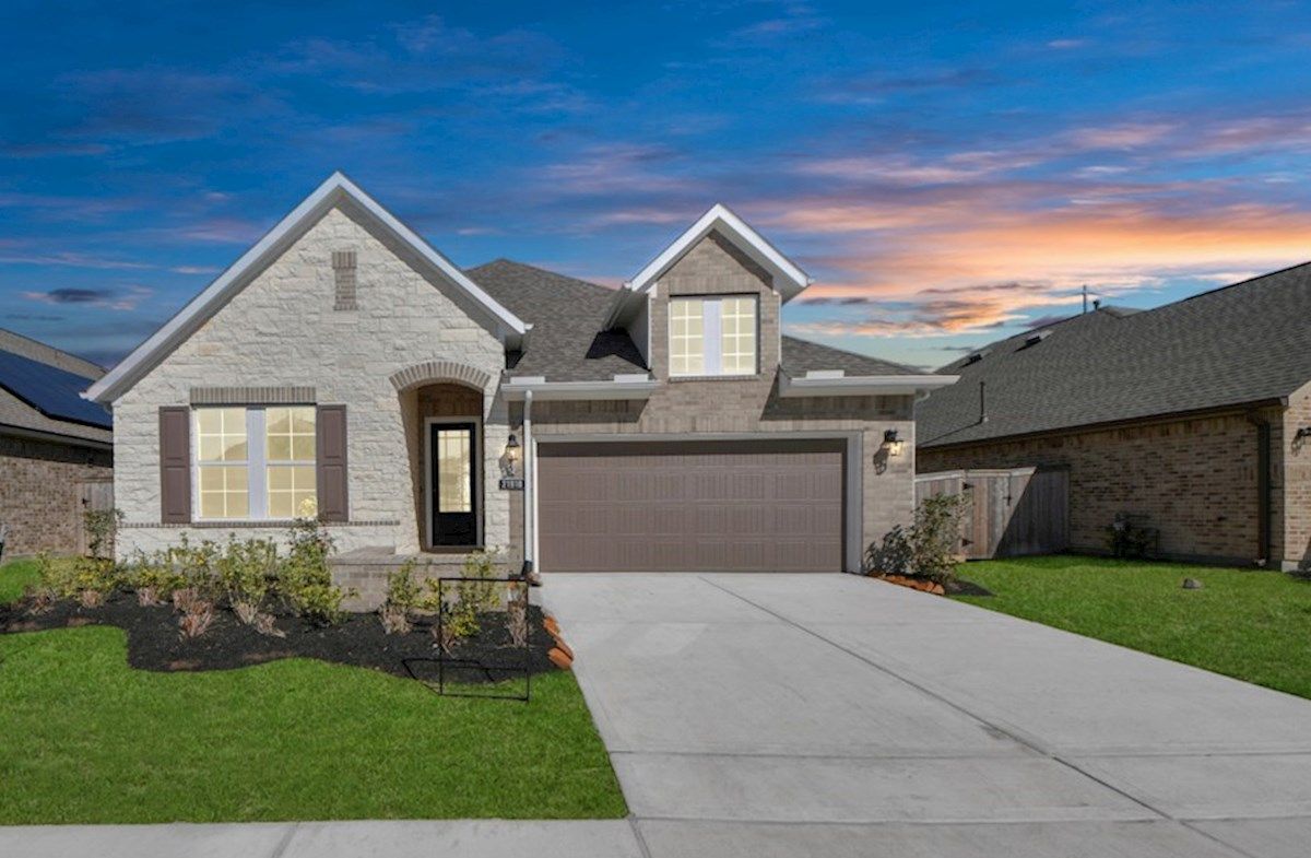 Exterior:Traditional M Elevation