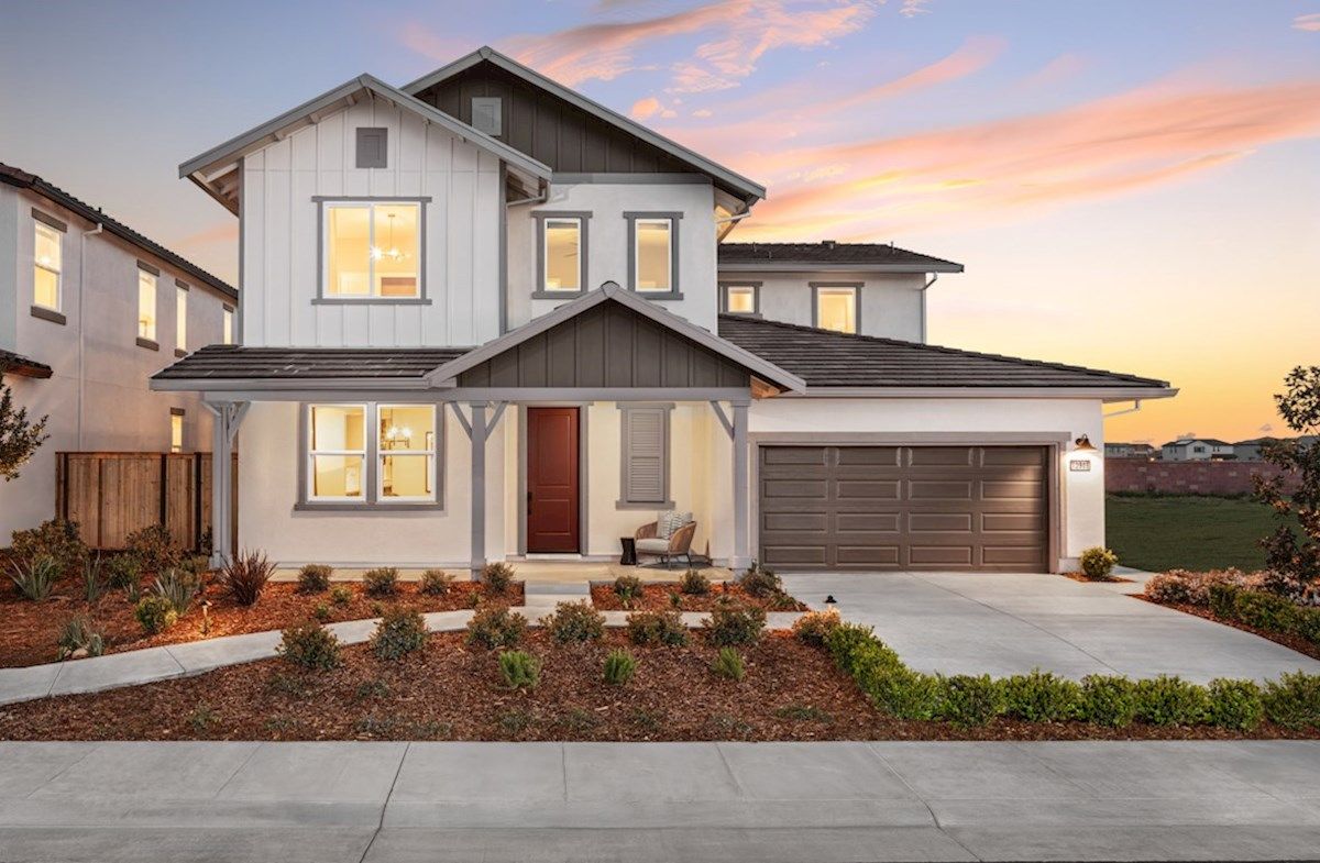 Exterior:Arts & Crafts L Elevation