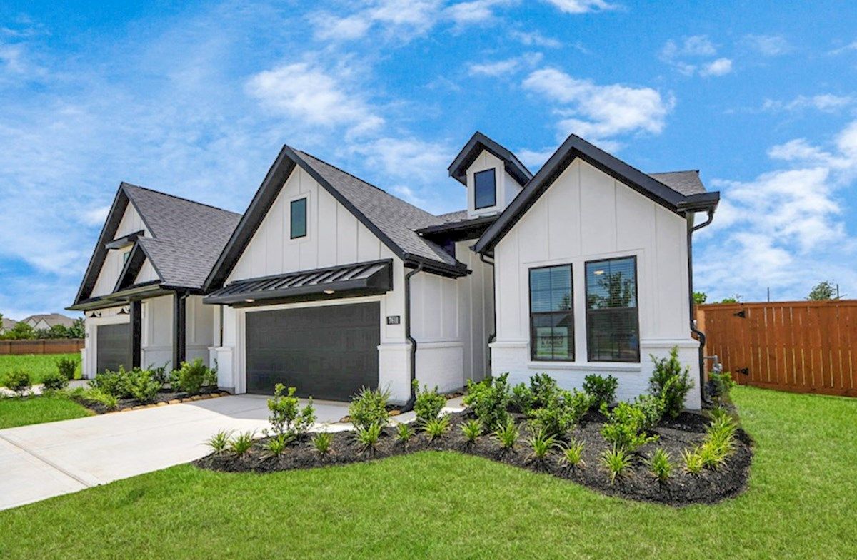 Exterior:Farmhouse L Elevation