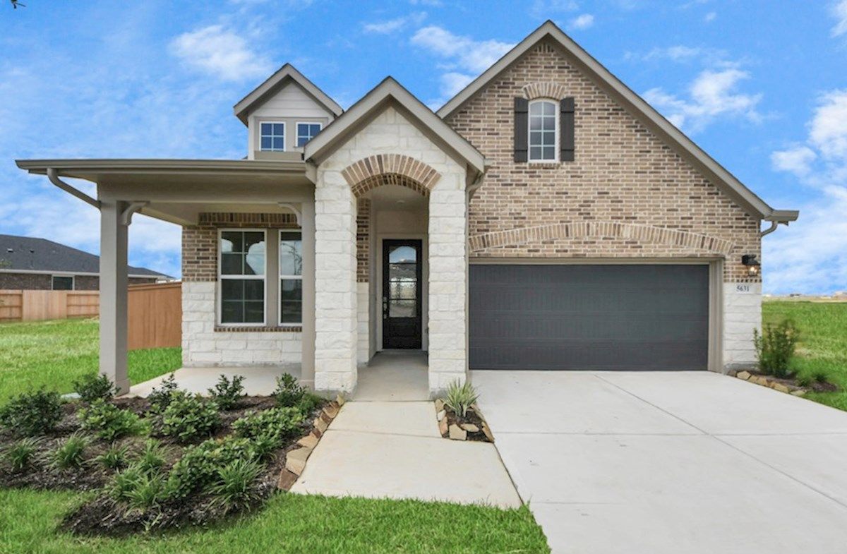 Exterior:French Country M Elevation