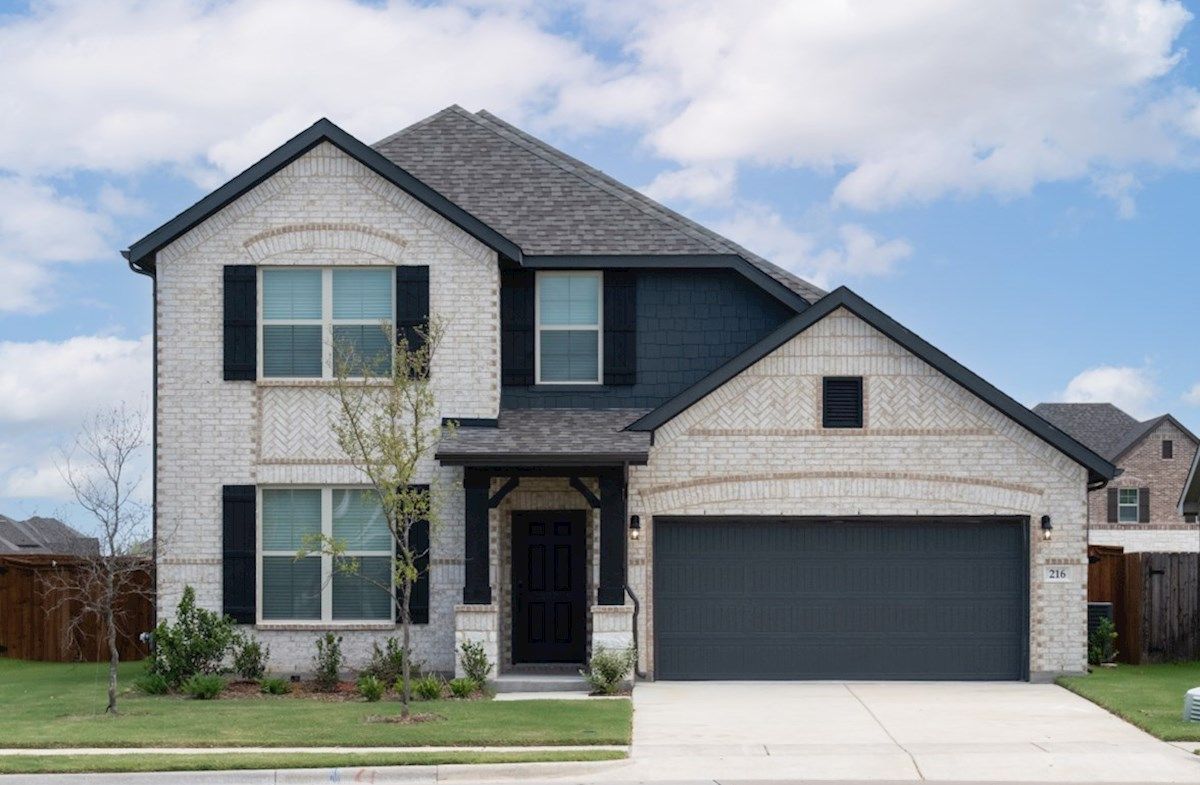 Exterior:French Country M Elevation