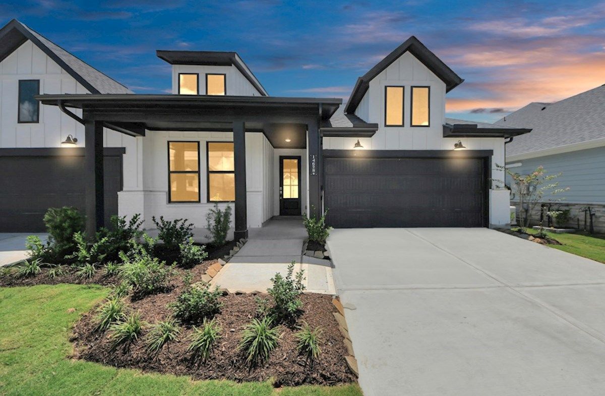 Exterior:Farmhouse M Elevation