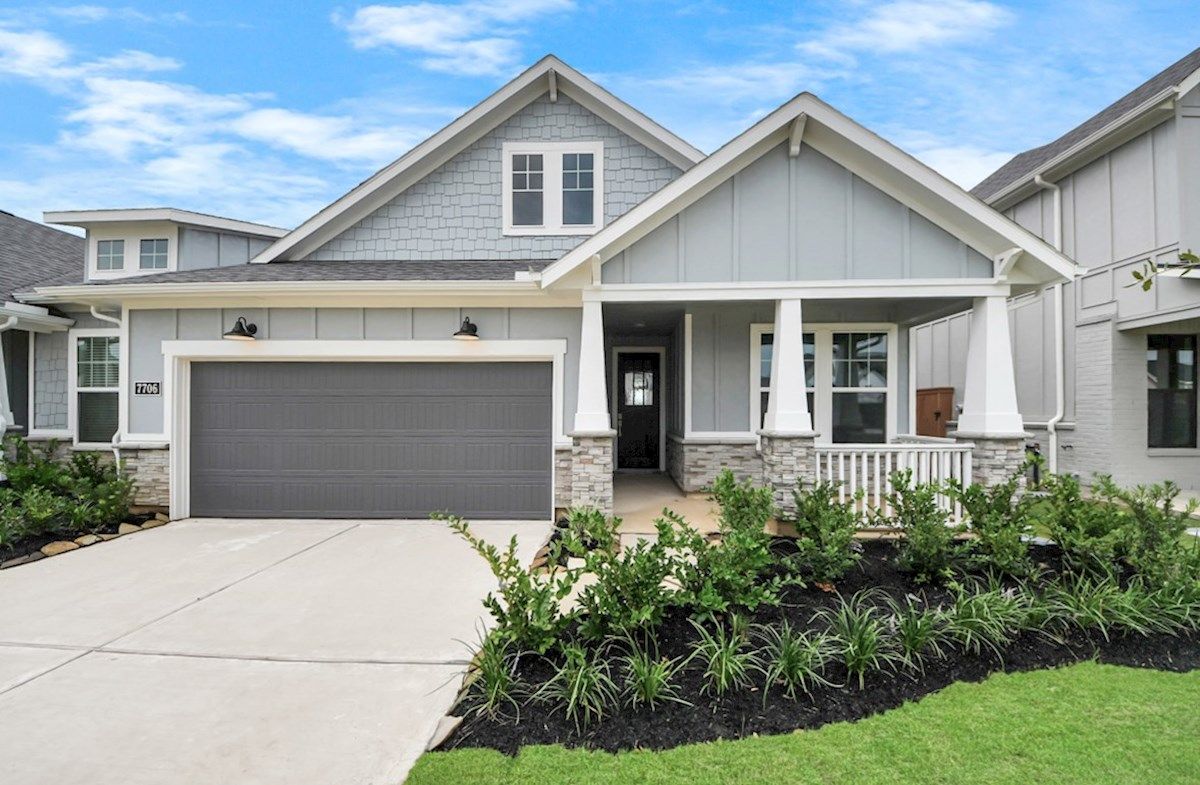 Exterior:Arts & Crafts L Elevation