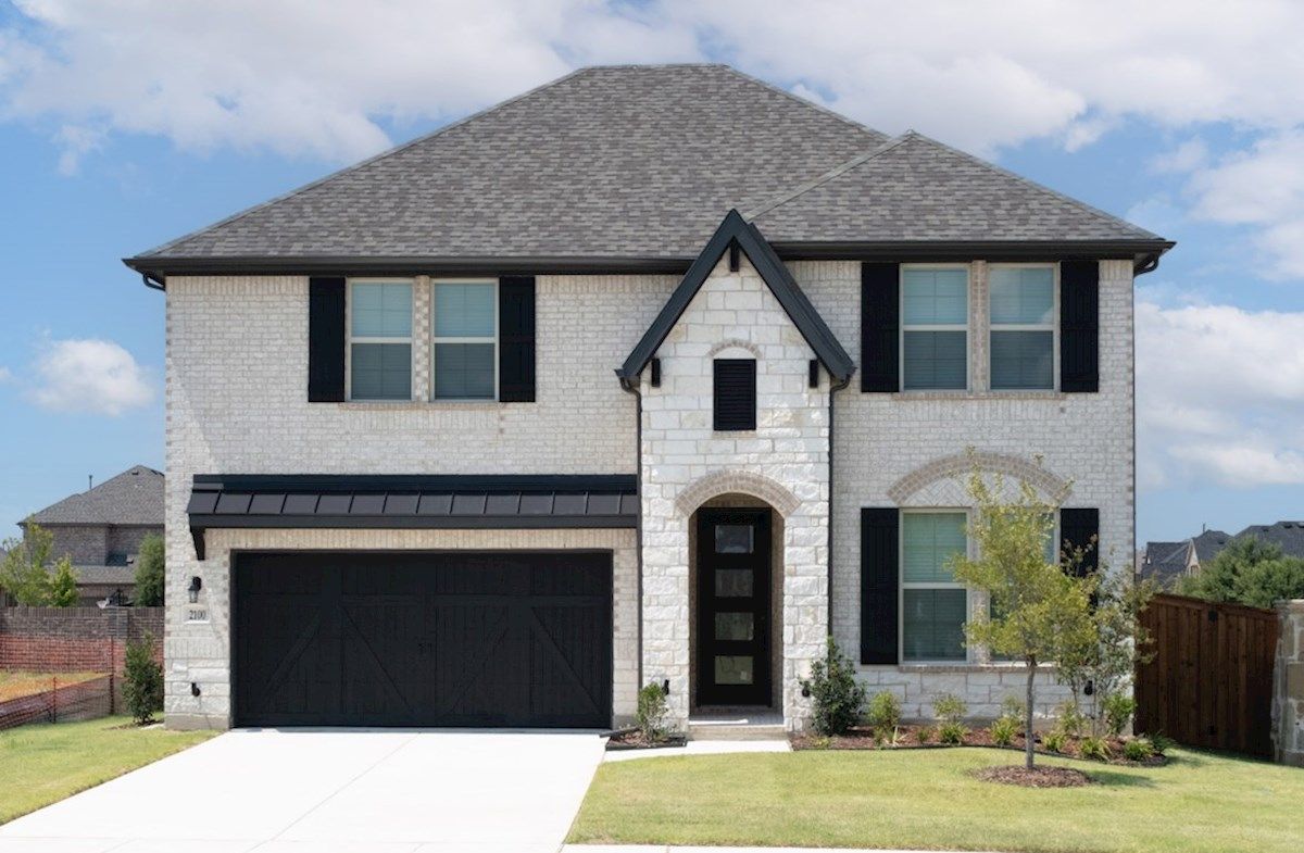 Exterior:Traditional L Elevation