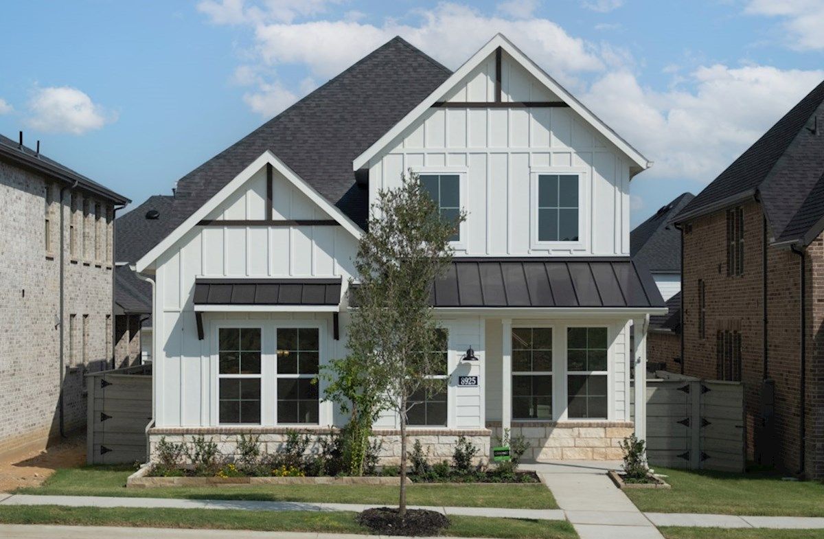 Exterior:Farmhouse L Elevation