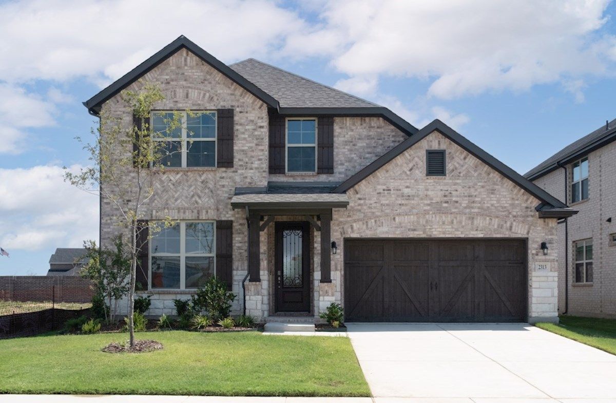 Exterior:French Country M Elevation