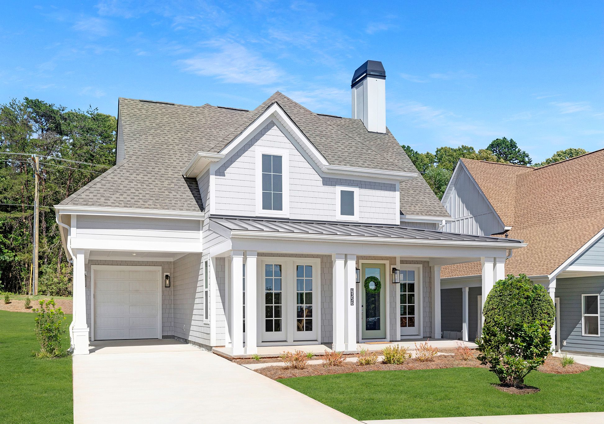 Front Exterior:Front Exterior