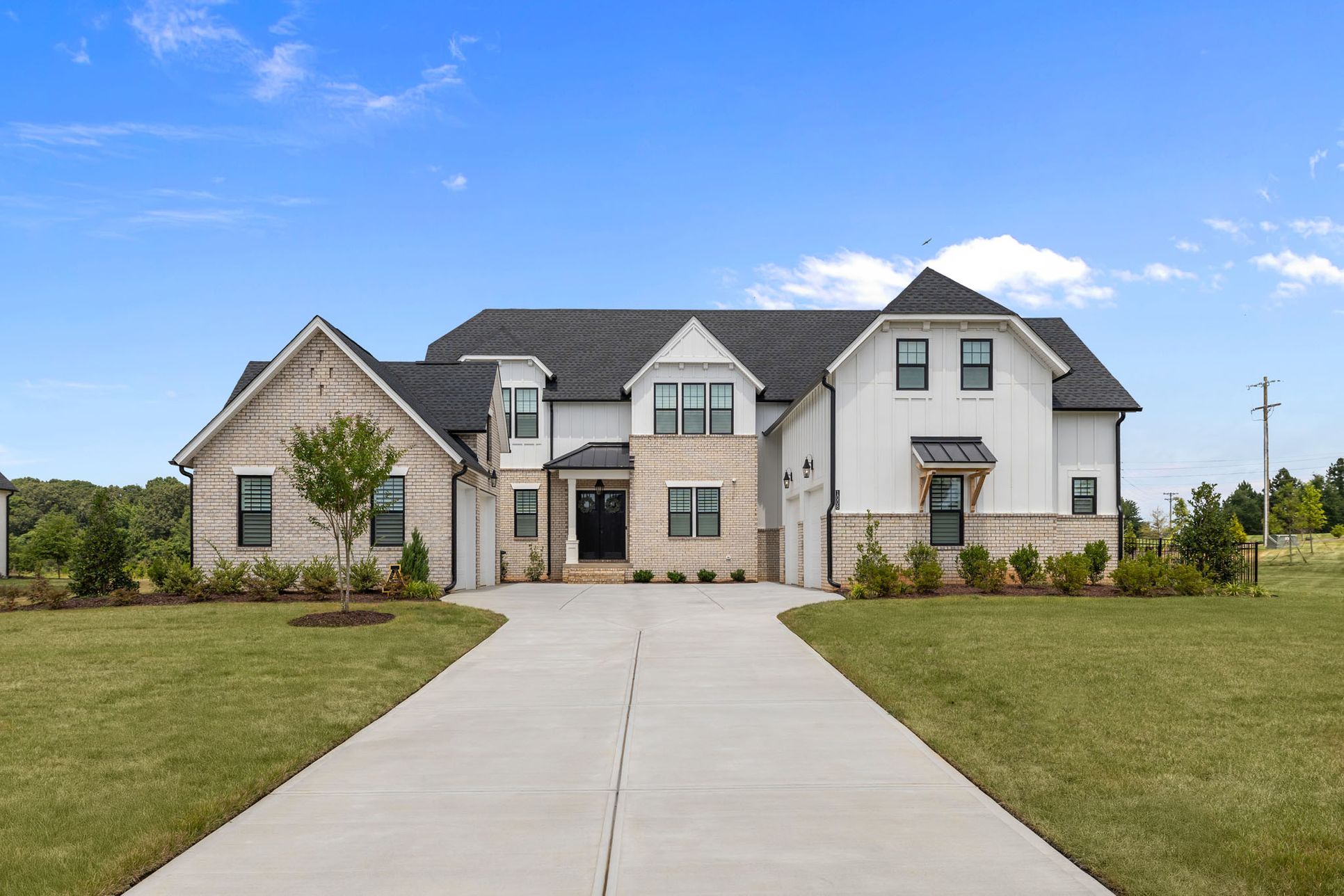 Magnolia- Arts & Crafts:Magnolia- Arts & Crafts