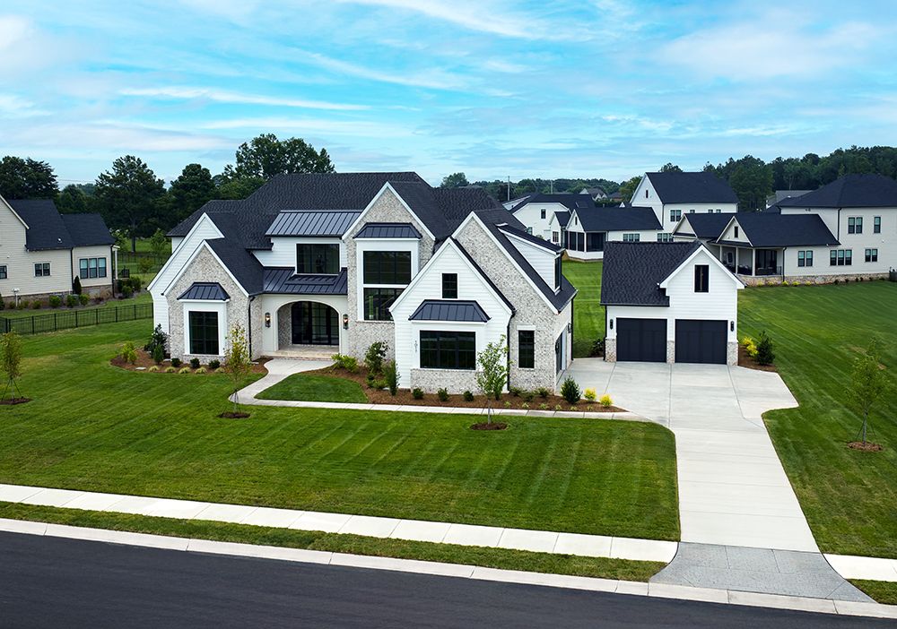 Lot 12:Lot 12
