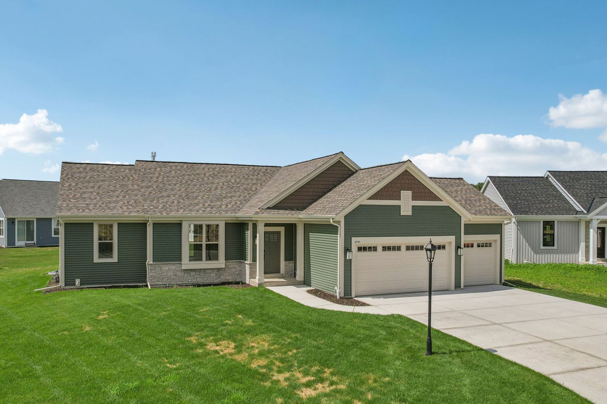 The Rylee, Plan 1654 - Arts & Crafts Style
