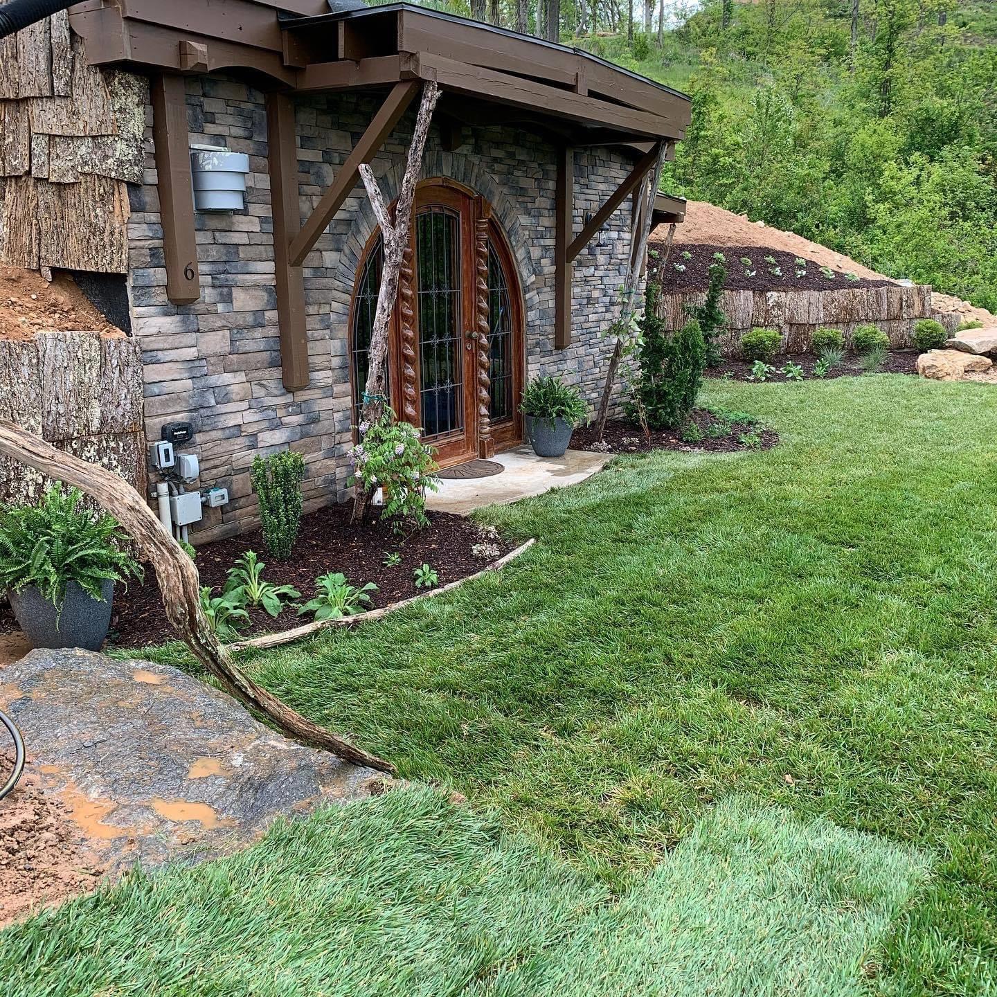Black Mountian Builders,37129
