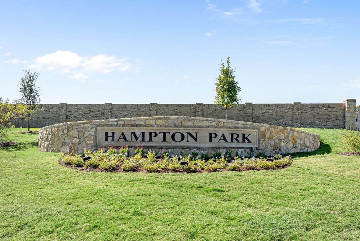 Entrance Sign:Hampton Park Entrance Sign