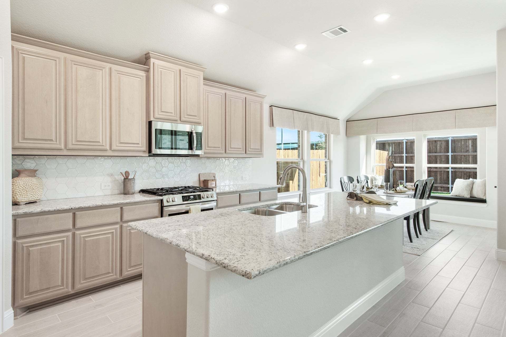Kitchen:Kitchen