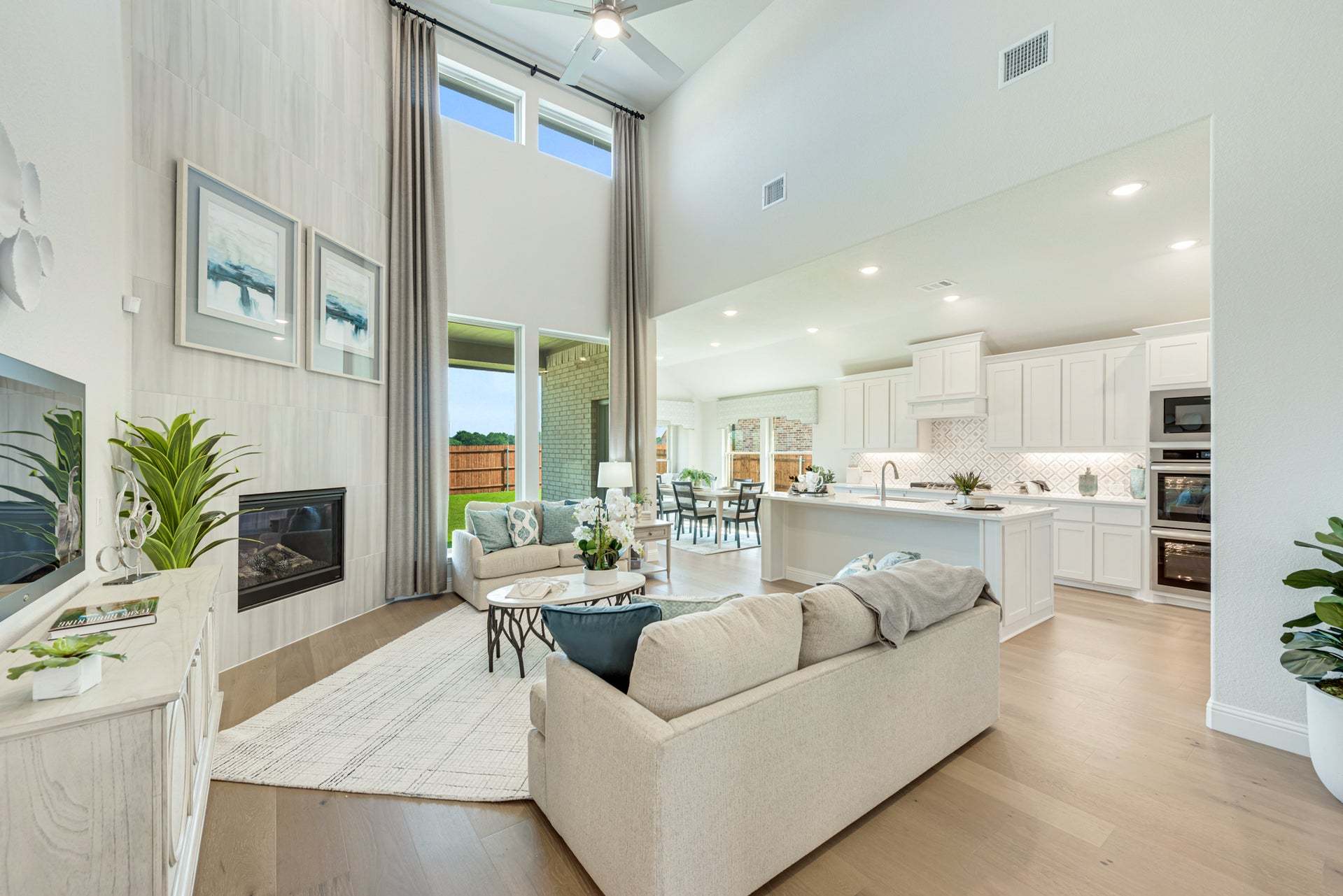 Family Room:Family Room