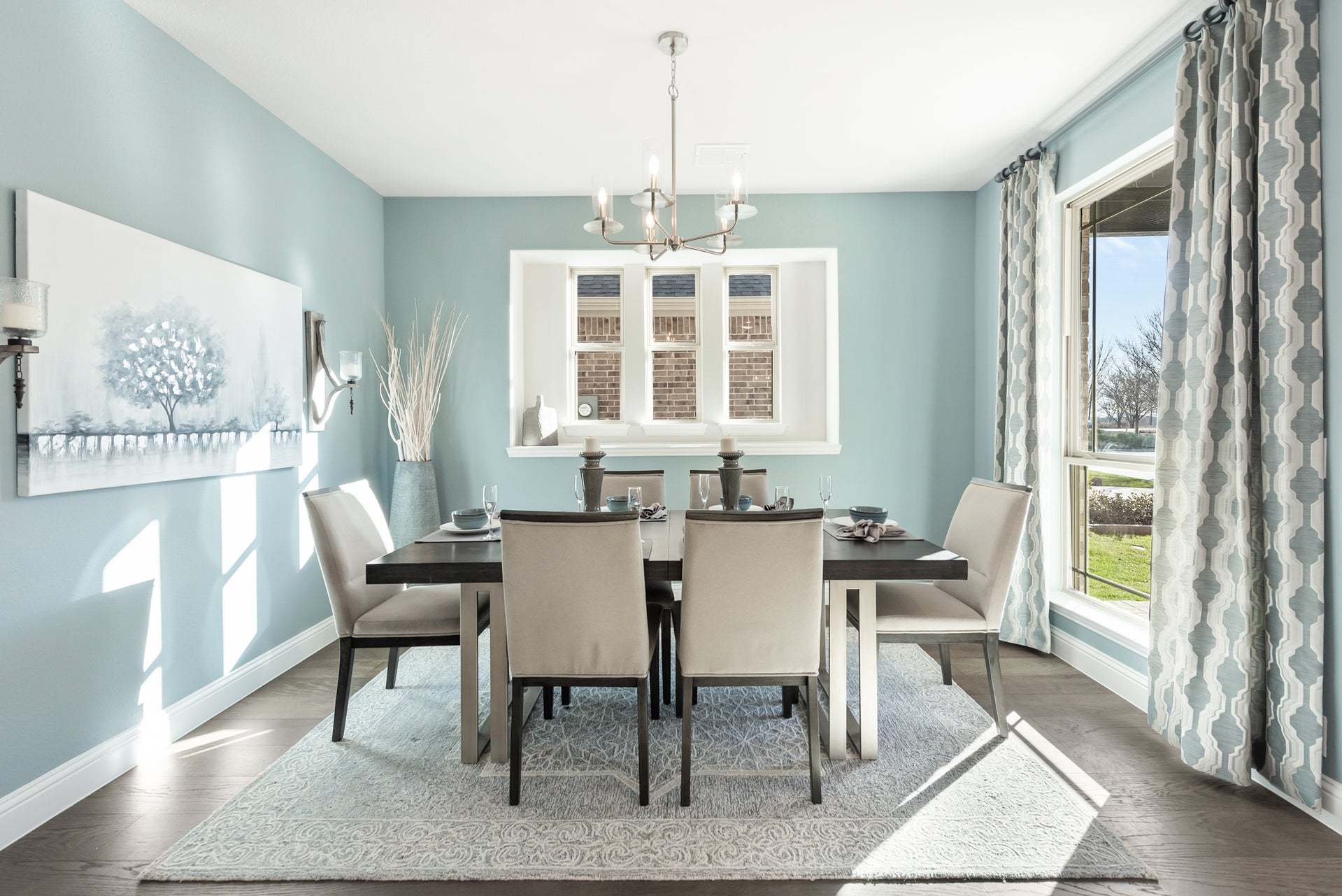 Dining Room:Dining Room