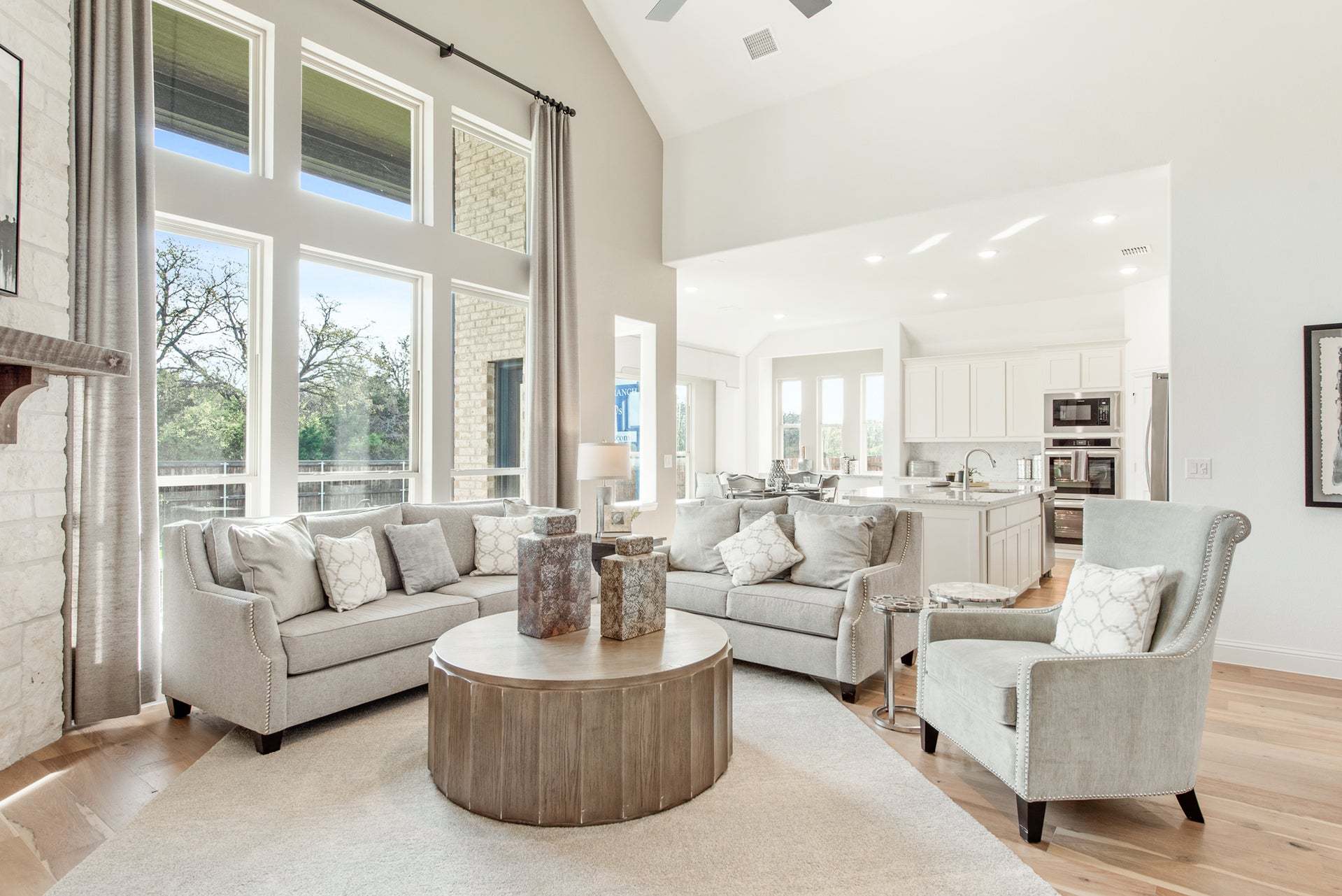 Family Room:Family Room