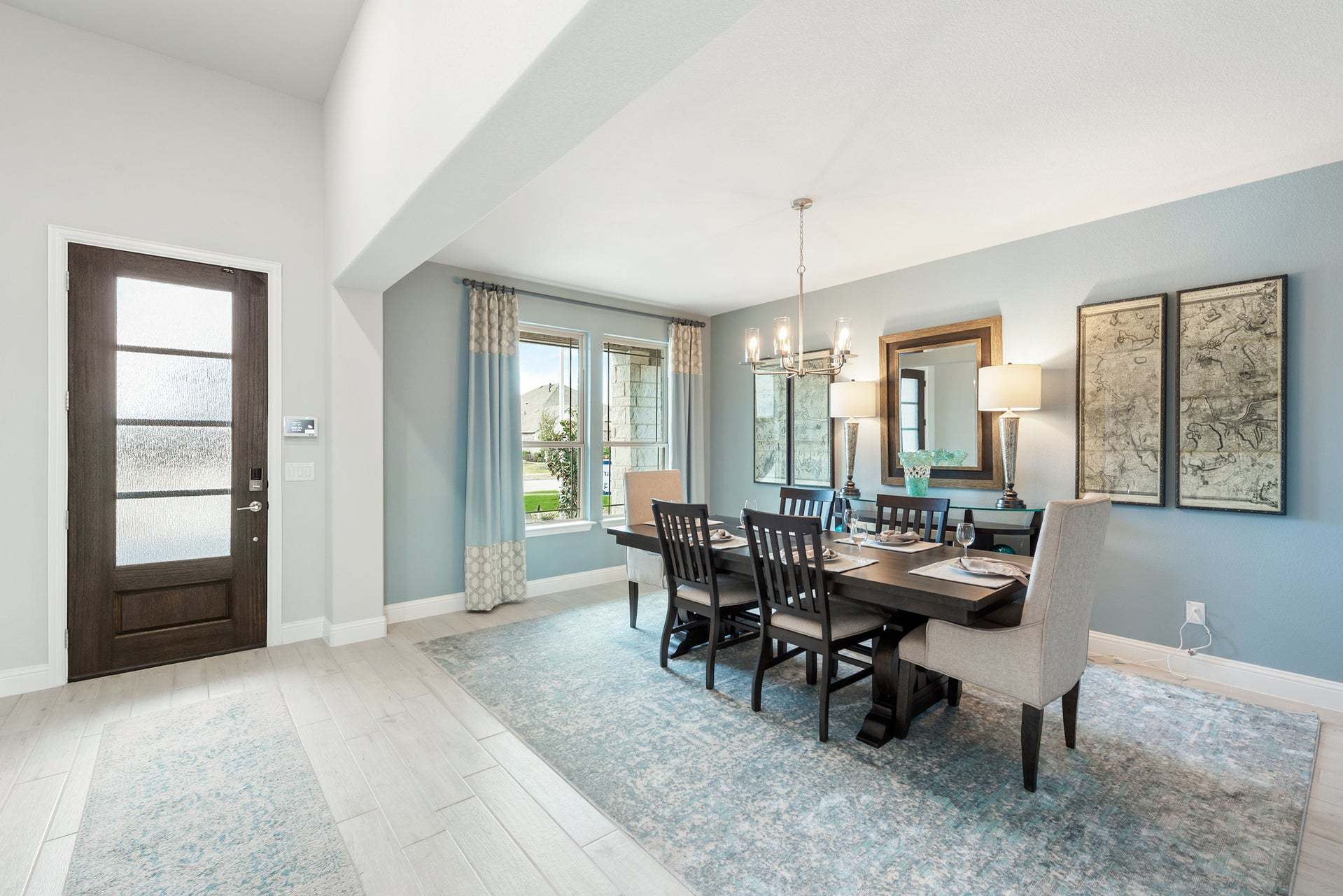 Dining Room:Dining Room