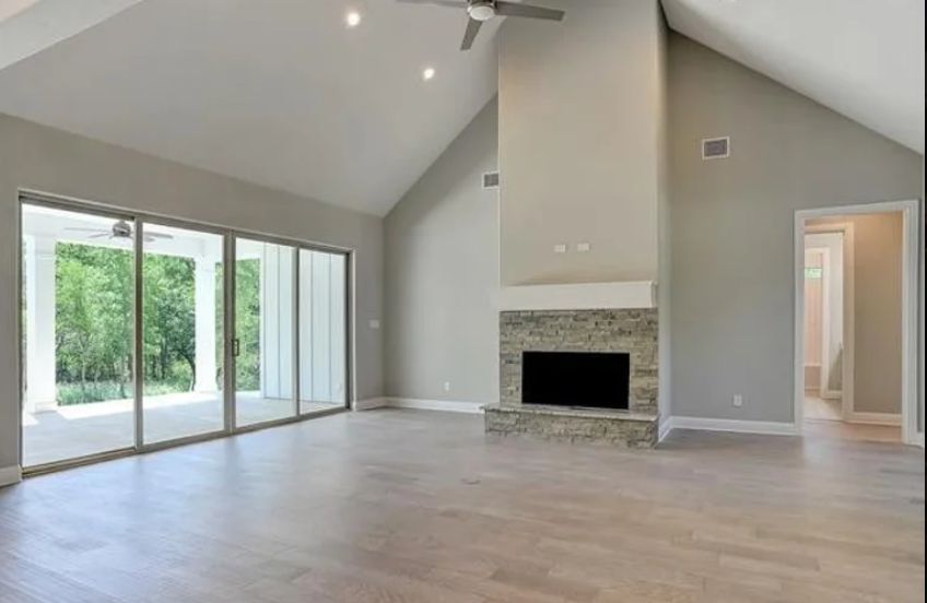 Bobby Jones Custom Homes,75090