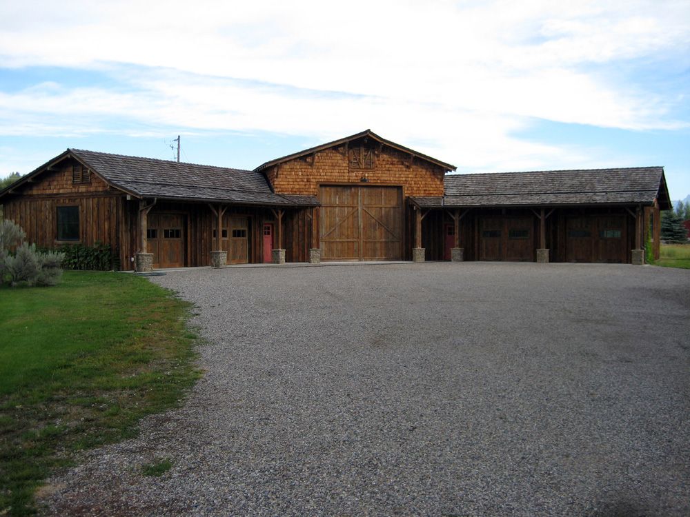 Bob Moore Construction.,83001