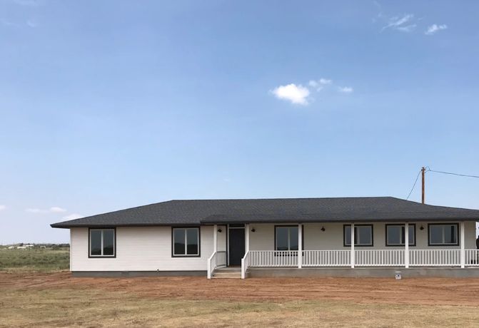 Bobs Custom Homes,79416