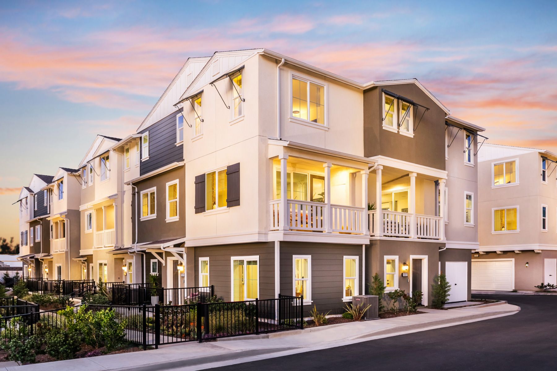 Carson Landing Exterior