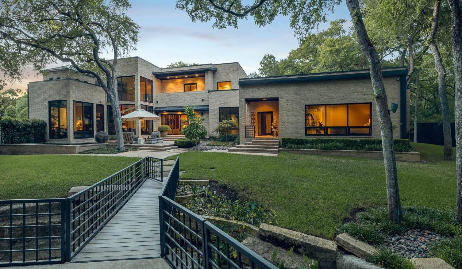 Breckenridge Luxury Homes,75229