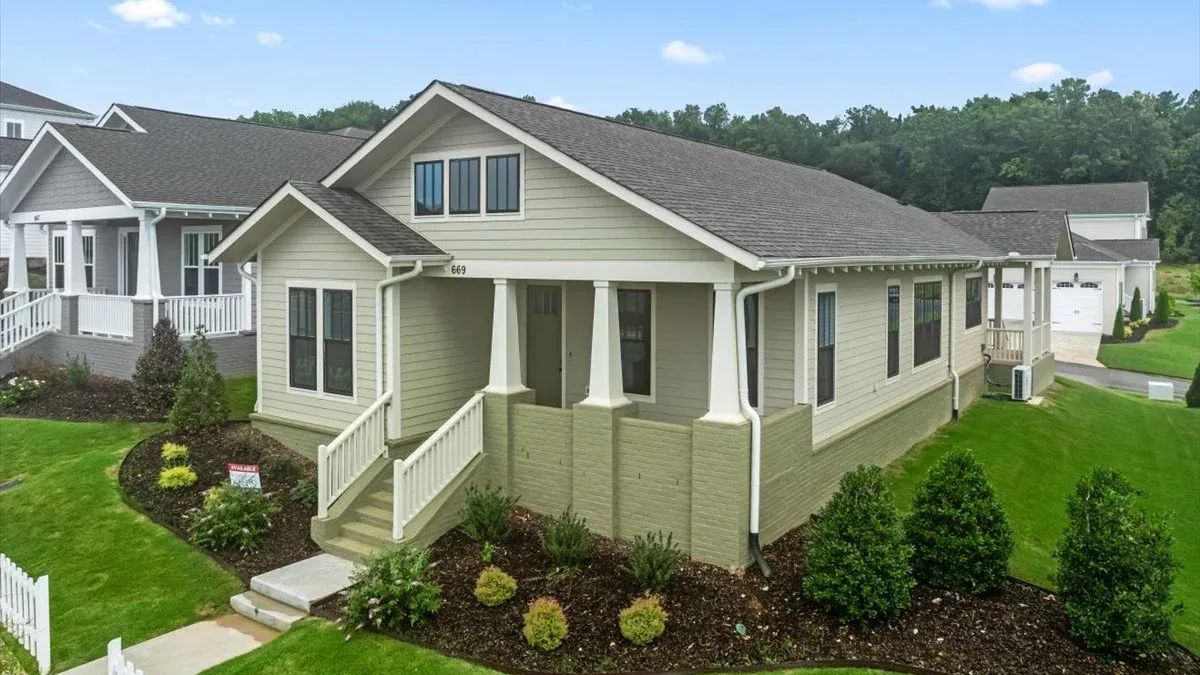 The Bienville:Elevation