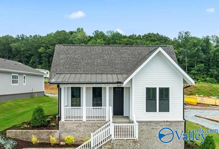 685 Town Madison Boulevard:Elevation