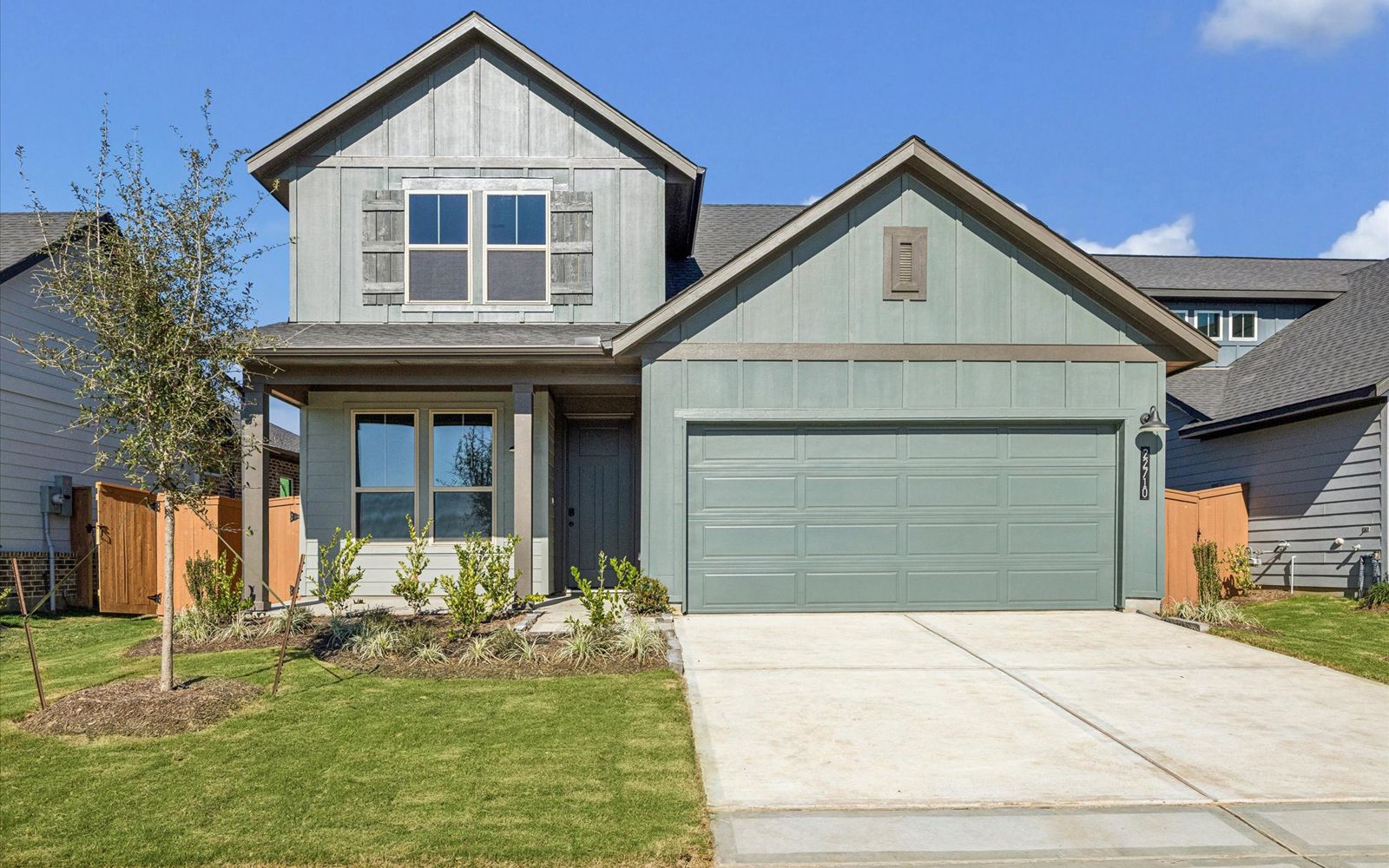 22710 Norcrest Hills Front Exterior