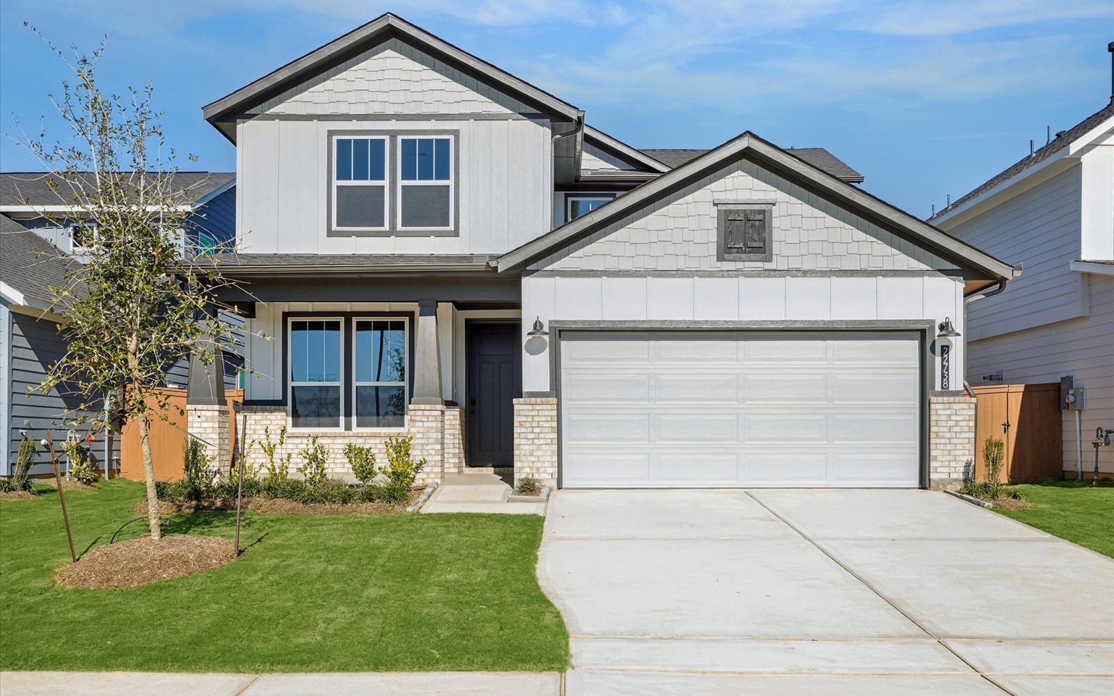 22738 Norcrest Hills Front Exterior