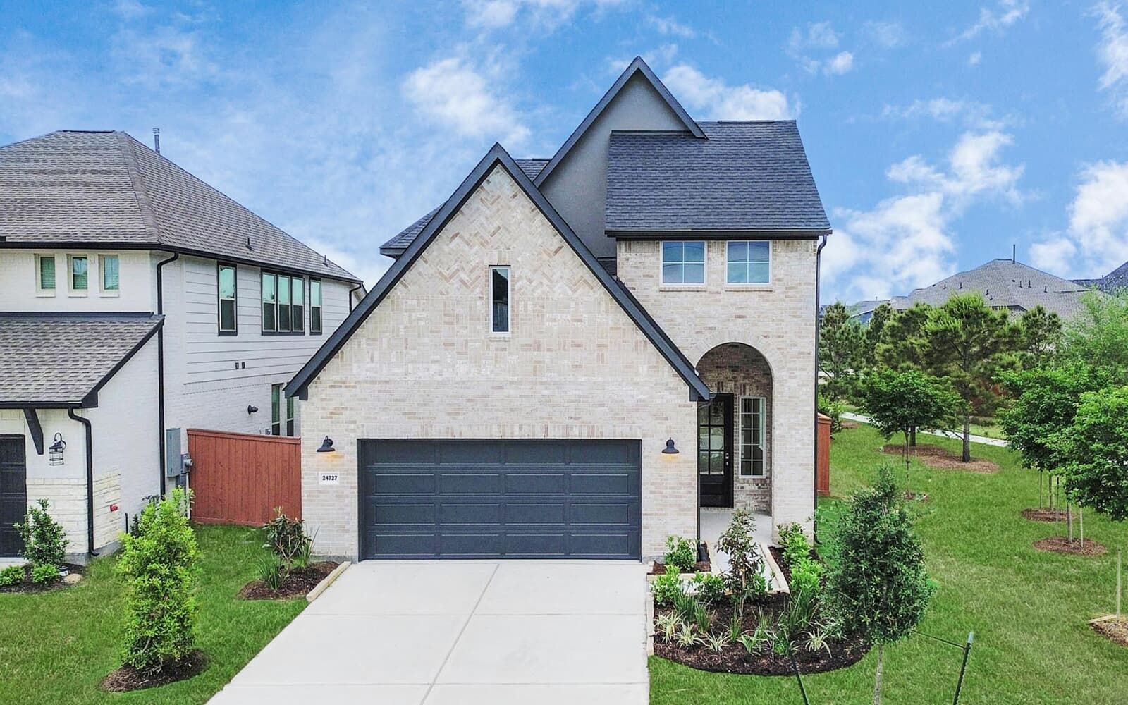 Exterior:24727 Harrow Meadow
