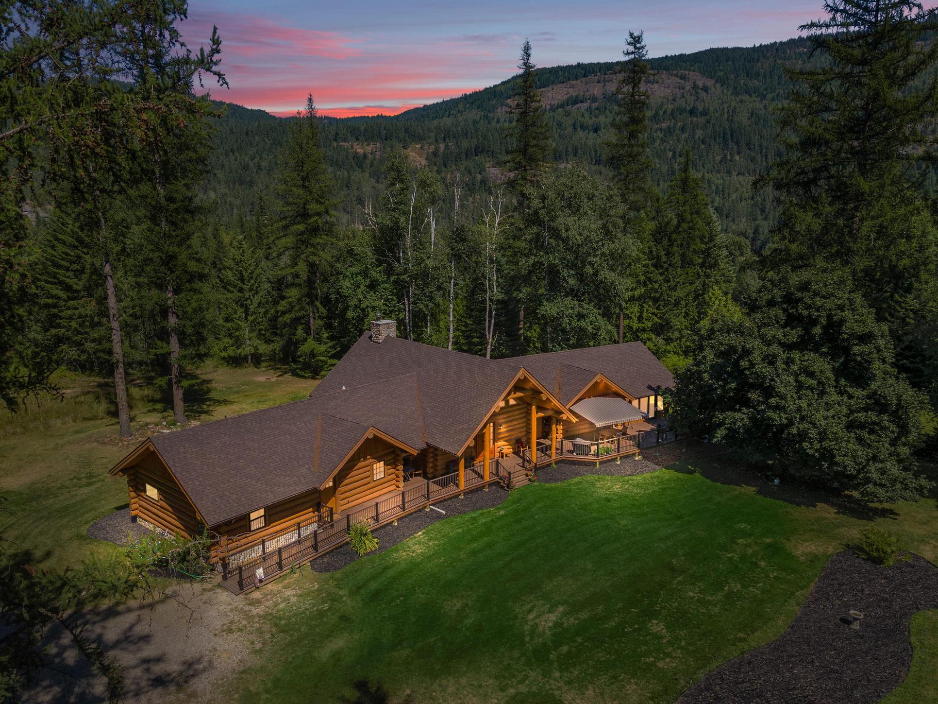 Caribou Creek,83805