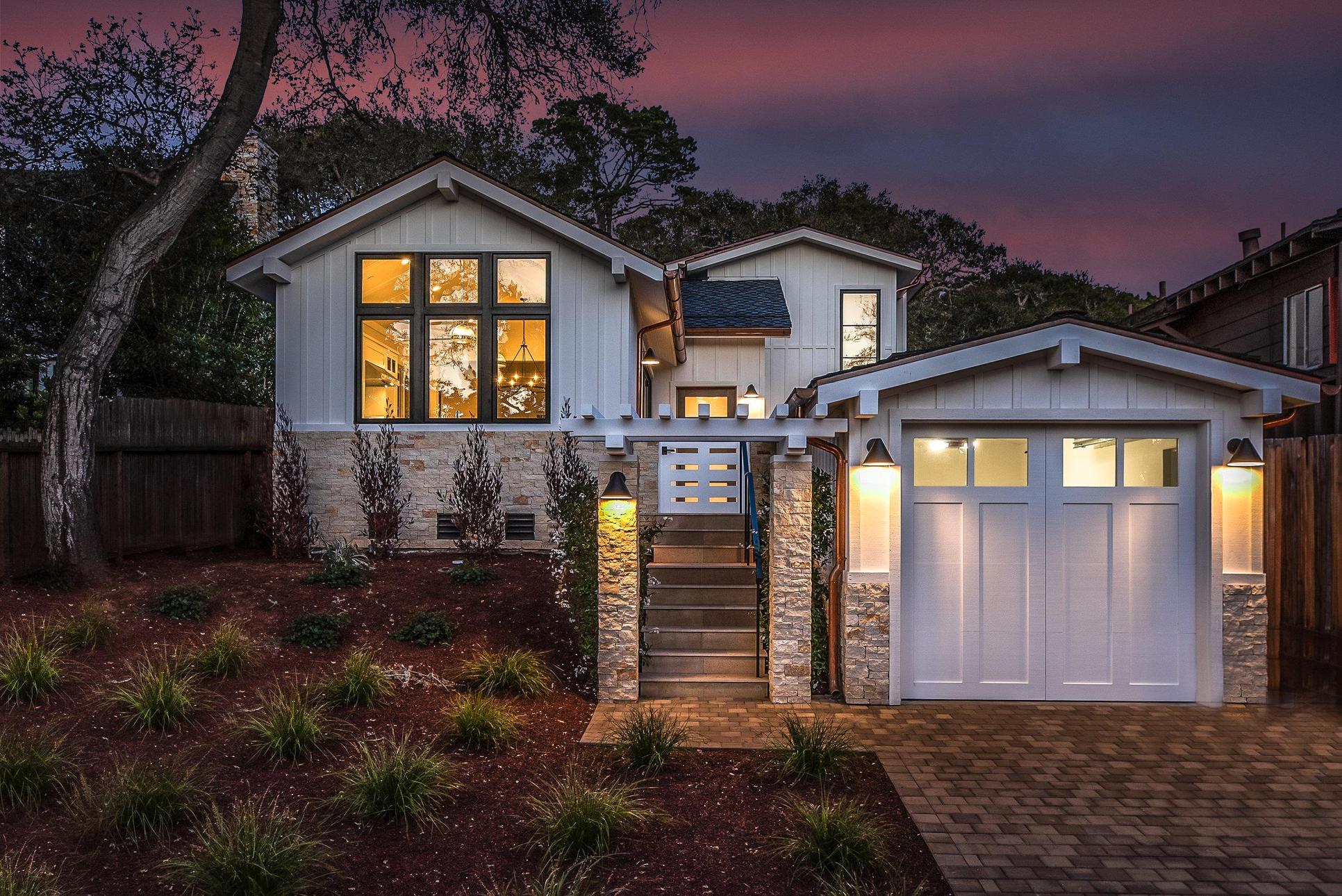 Carmel Custom Homes,93923