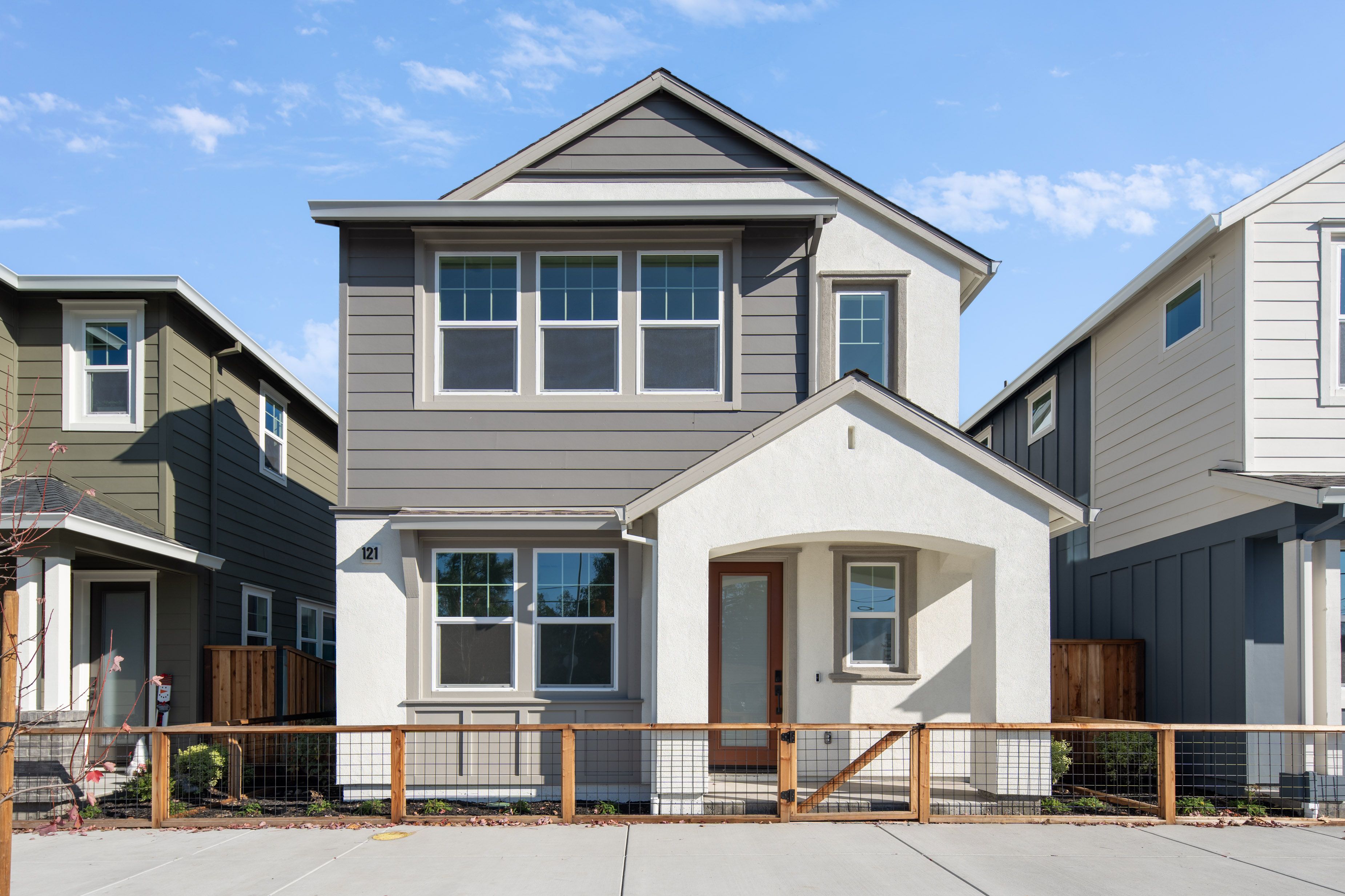 Front Exterior View:Front Exterior View