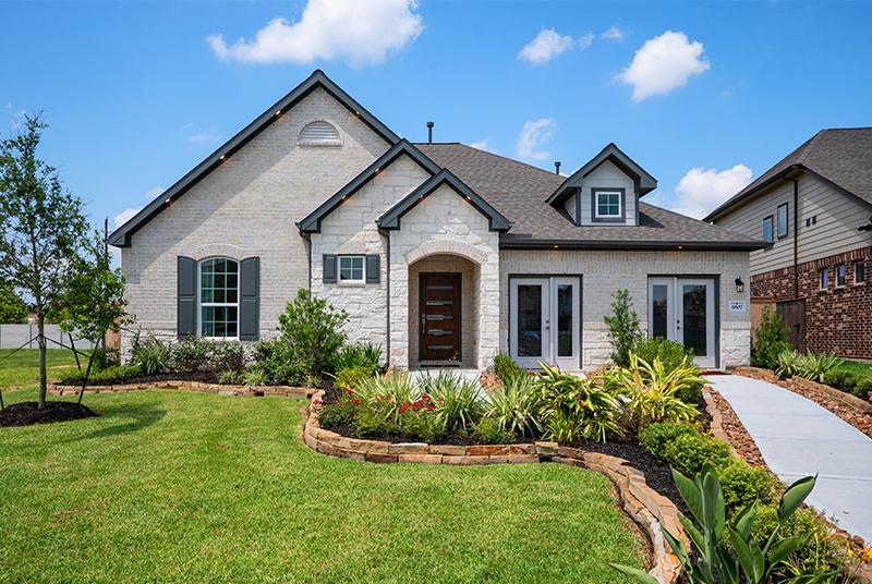 Lakes of Savannah in Rosharon, TX New Homes by CastleRock Communities
