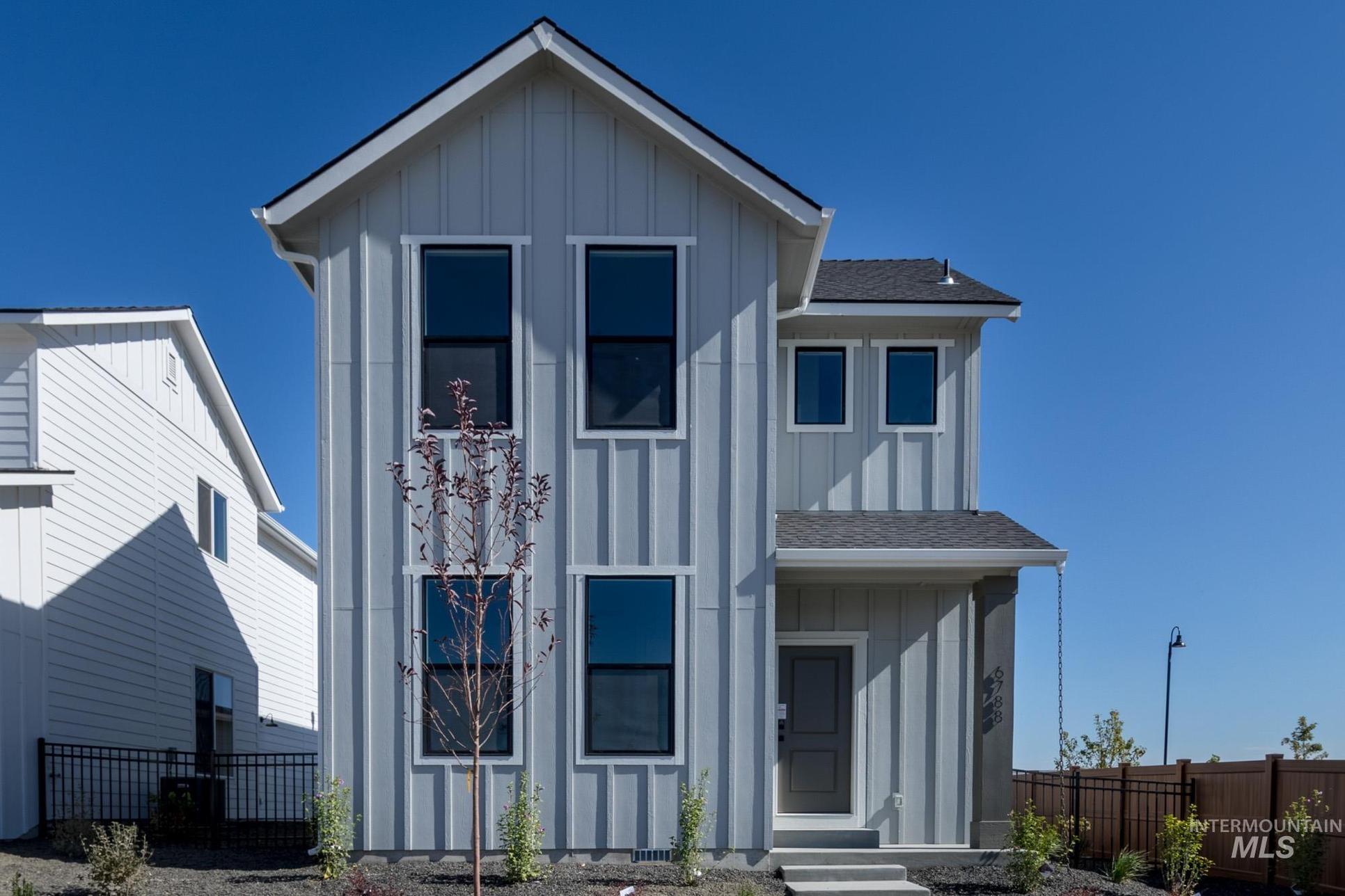 Ledgestone:Home Elevation