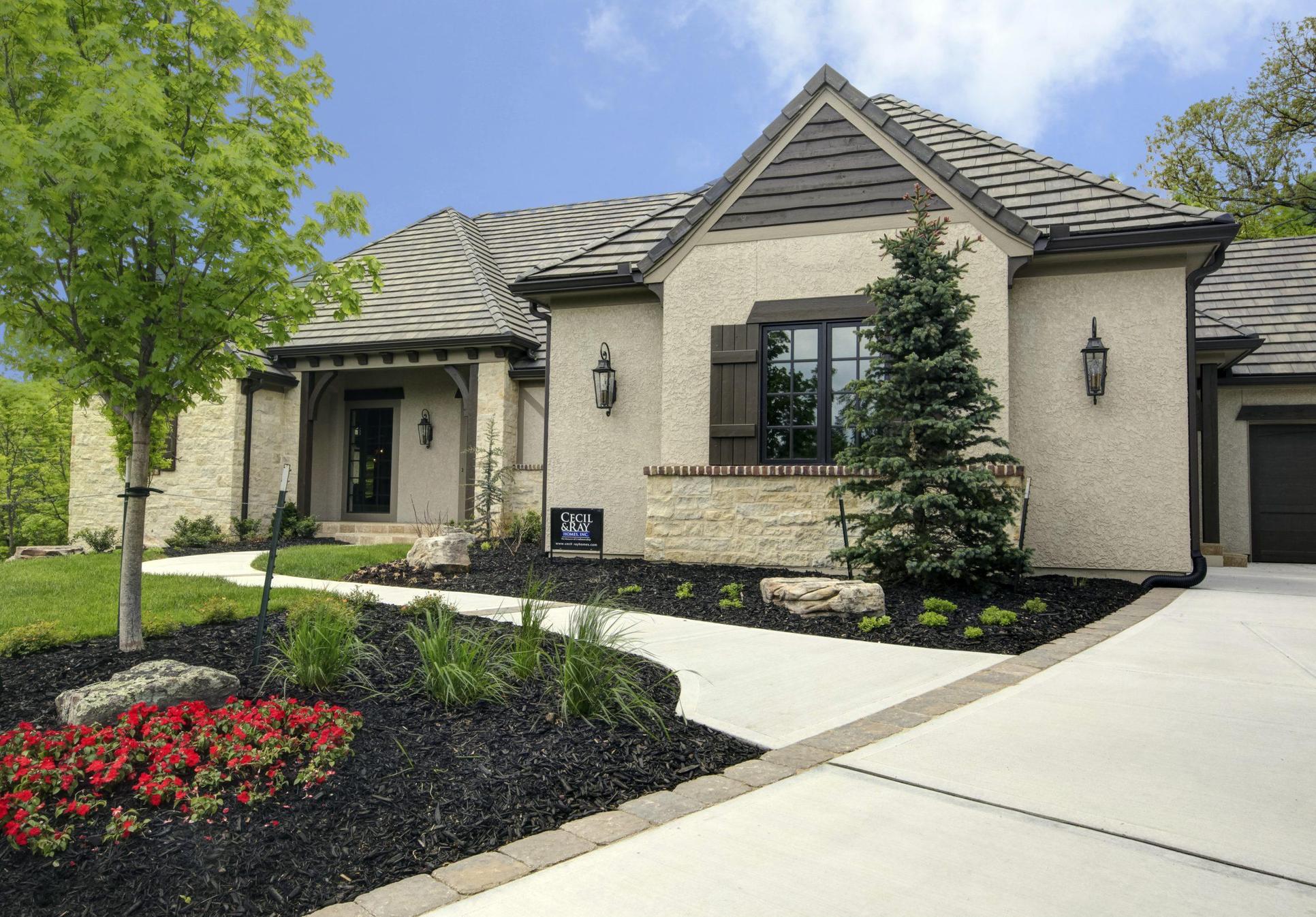 Cecil & Ray Homes,66063