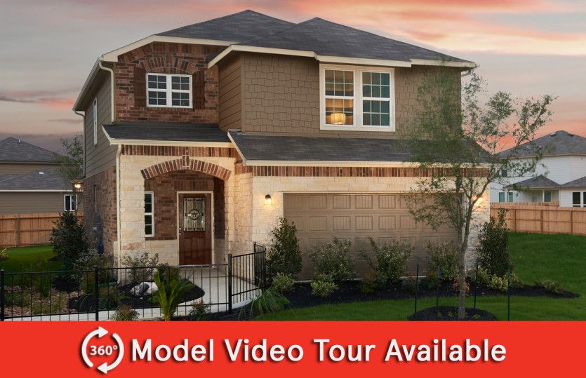 Lincoln:Lincoln model home showing Home Exterior R